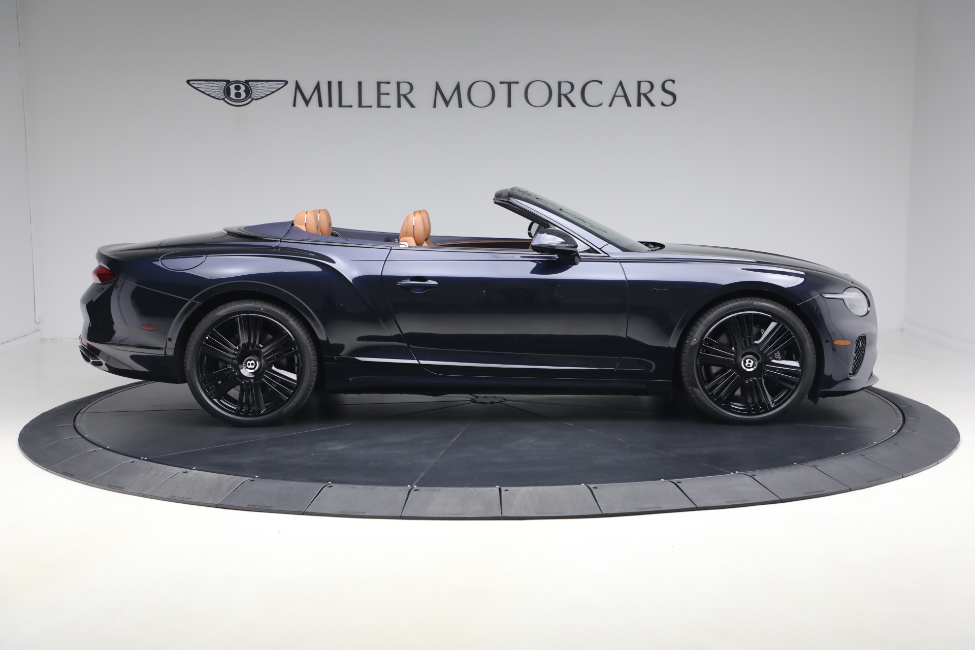 New-2026-Bentley-Continental-GTC-Azure