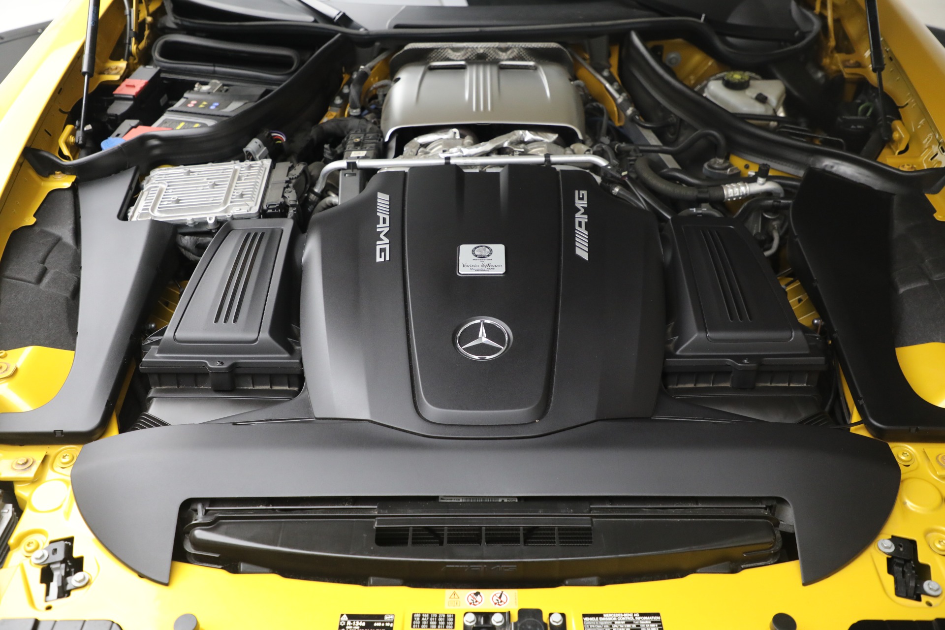 Used-2020-Mercedes-Benz-AMG-GT-C