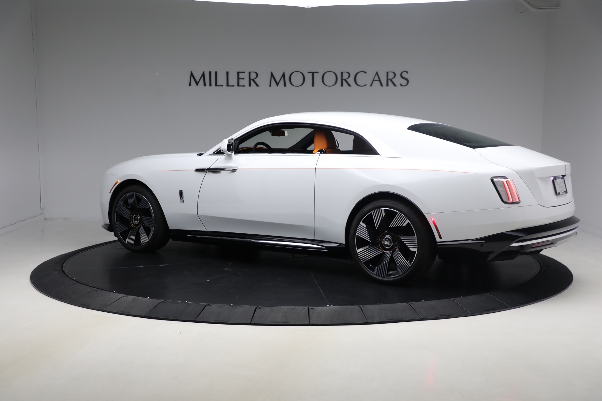 Used-2024-Rolls-Royce-Spectre