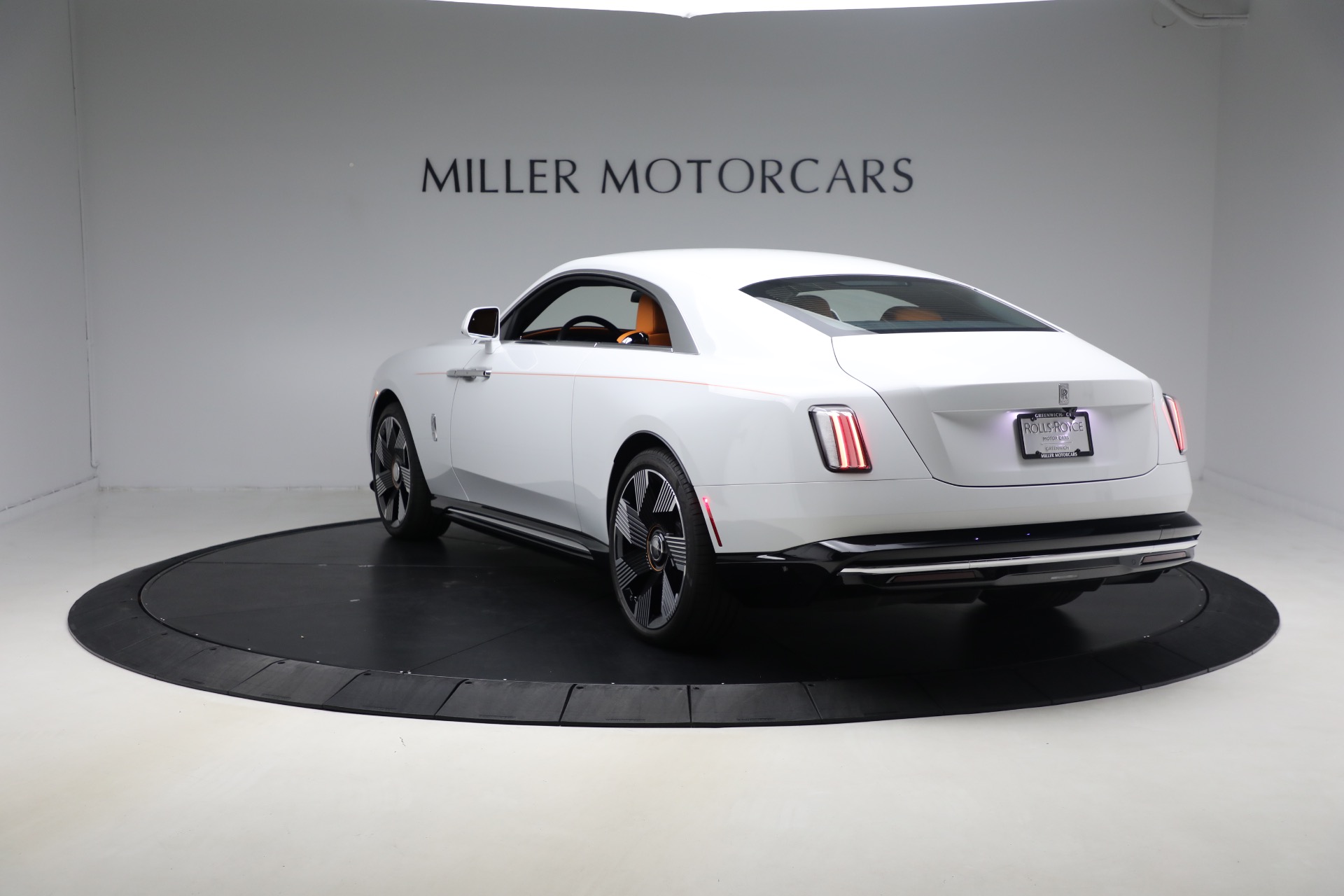 Used-2024-Rolls-Royce-Spectre