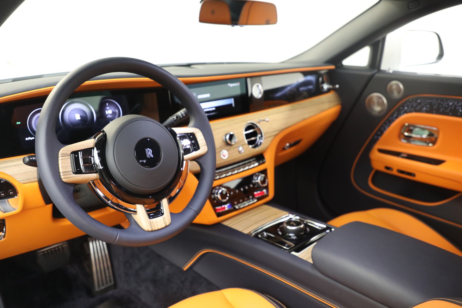 Used-2024-Rolls-Royce-Spectre