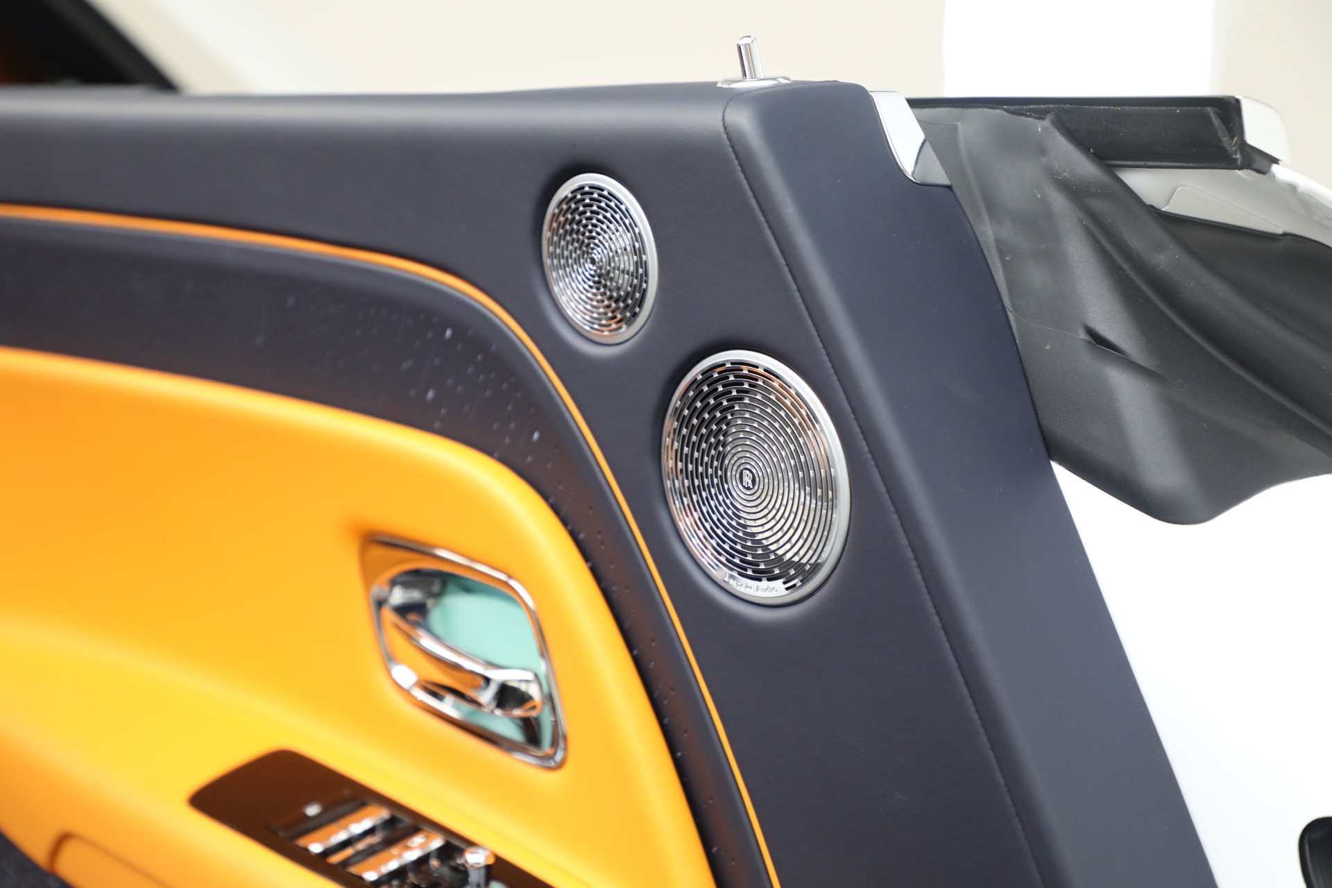 Used-2024-Rolls-Royce-Spectre