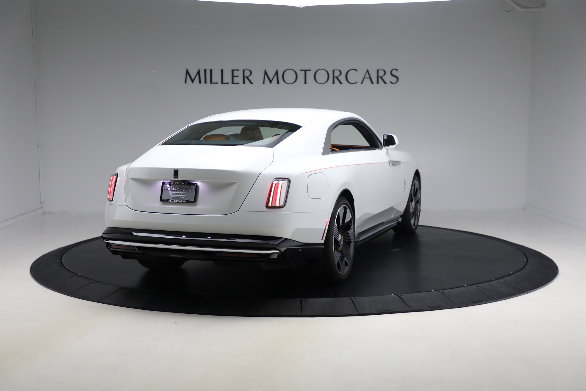 Used-2024-Rolls-Royce-Spectre