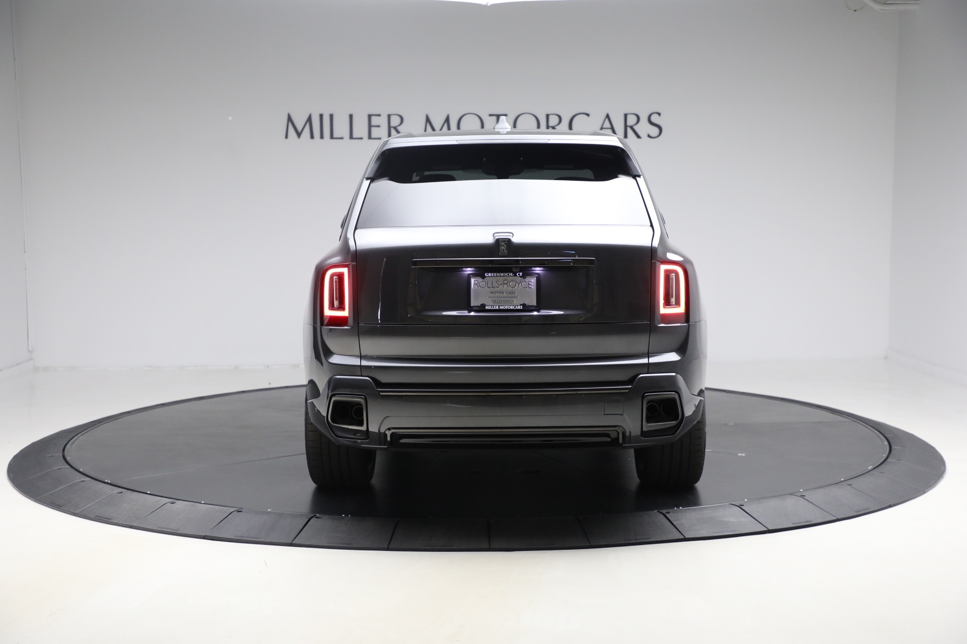 New-2026-Rolls-Royce-Black-Badge-Cullinan