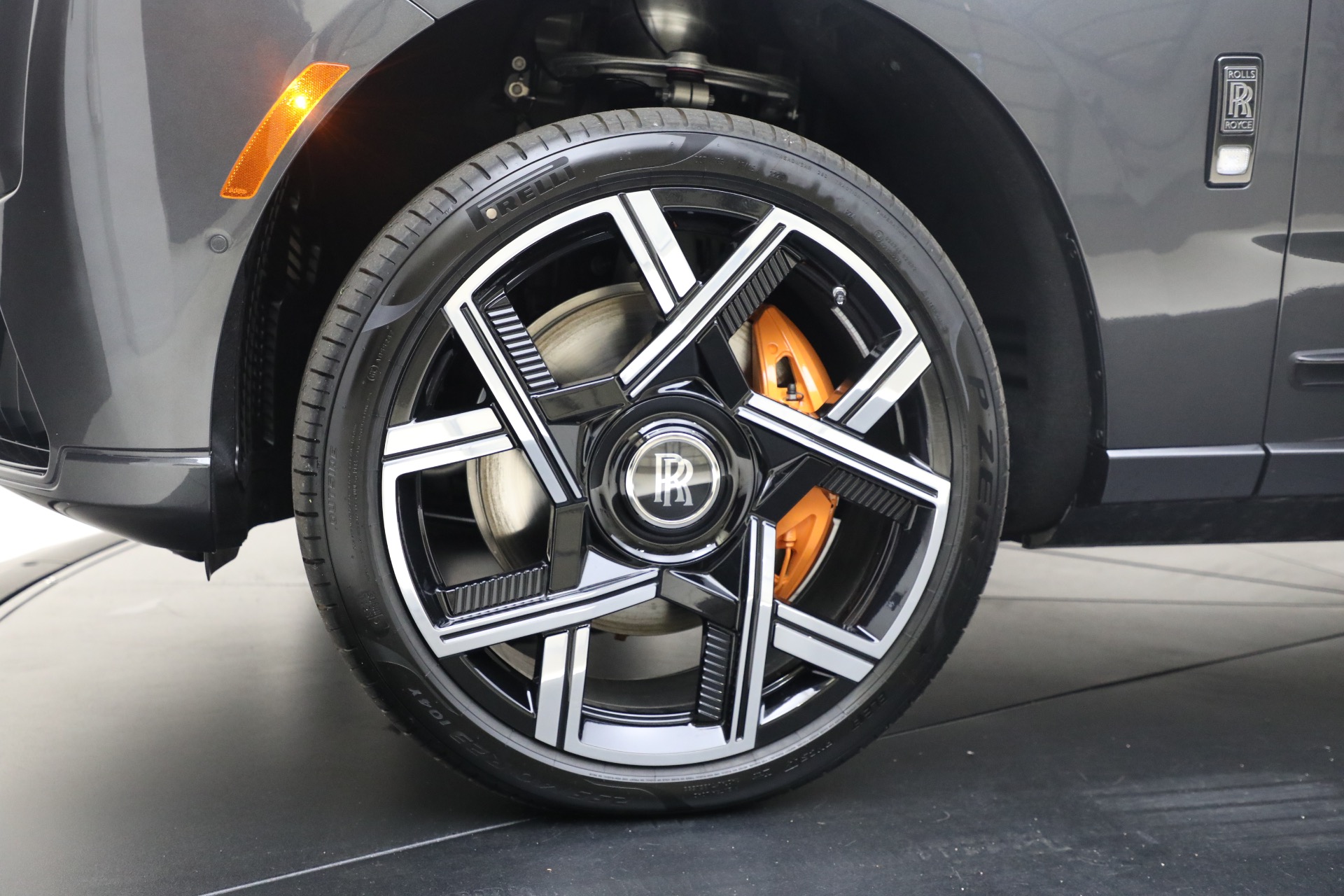 New-2026-Rolls-Royce-Black-Badge-Cullinan