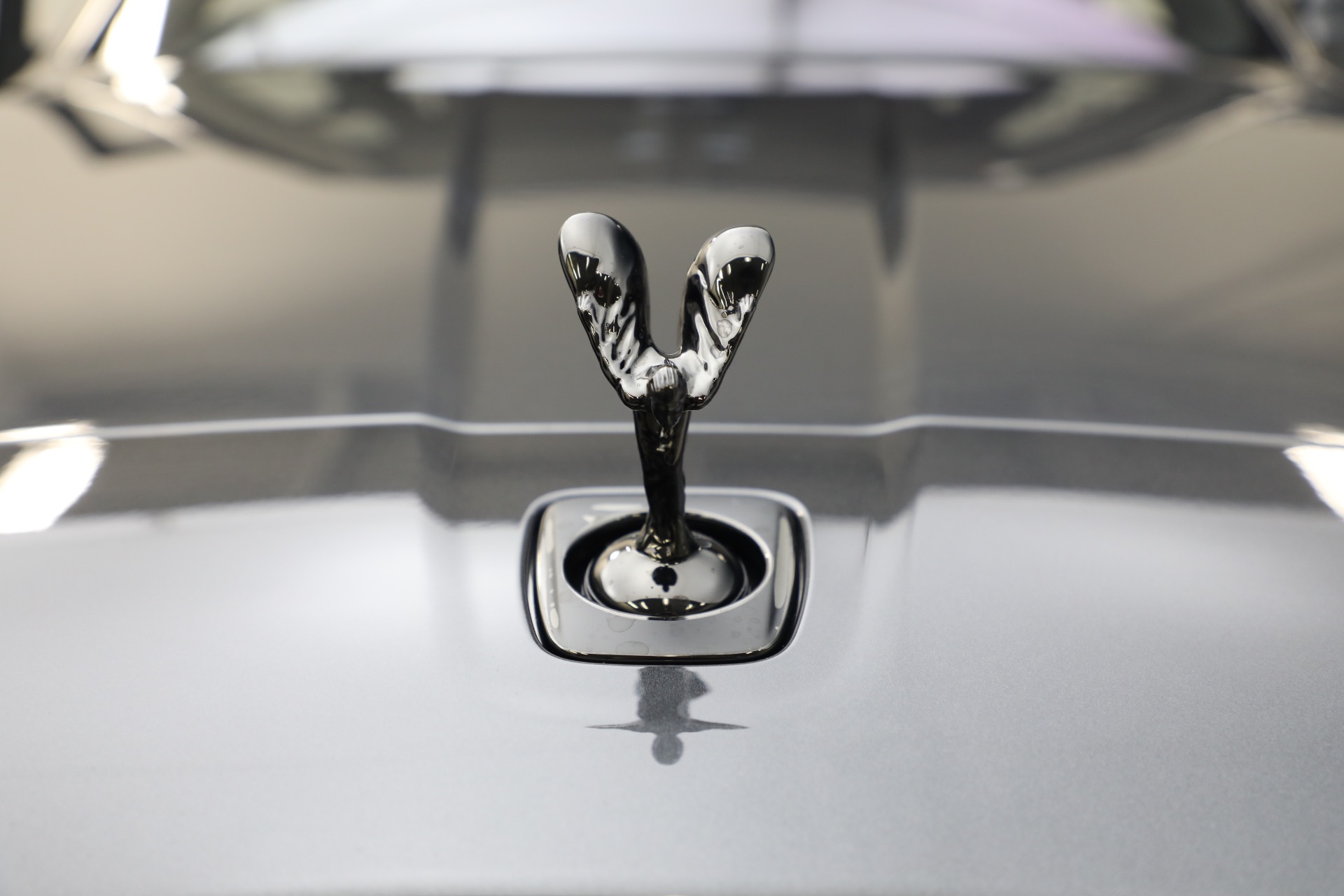 New-2026-Rolls-Royce-Black-Badge-Cullinan