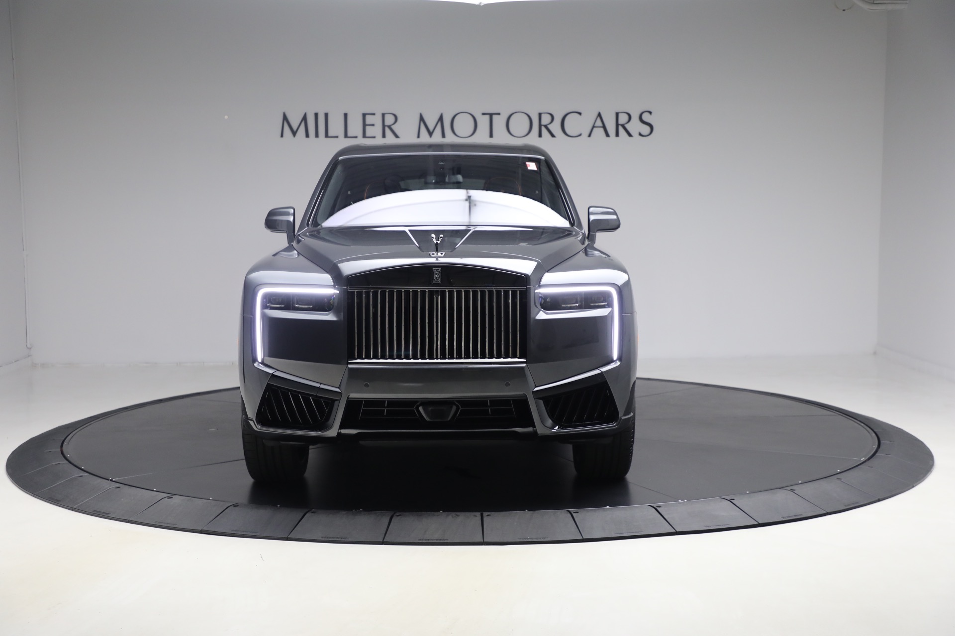 New-2026-Rolls-Royce-Black-Badge-Cullinan