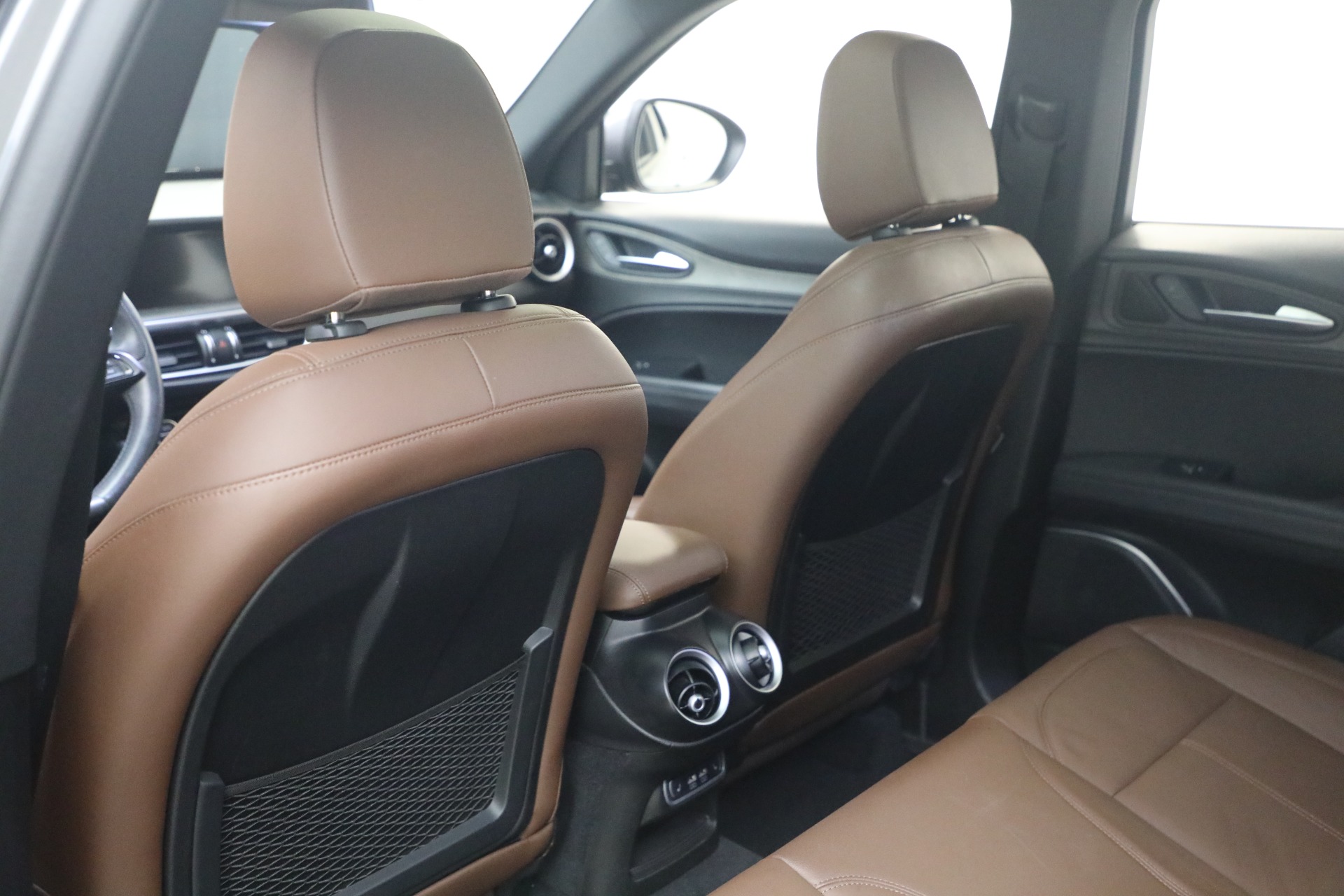 Used-2022-Alfa-Romeo-Stelvio-Ti