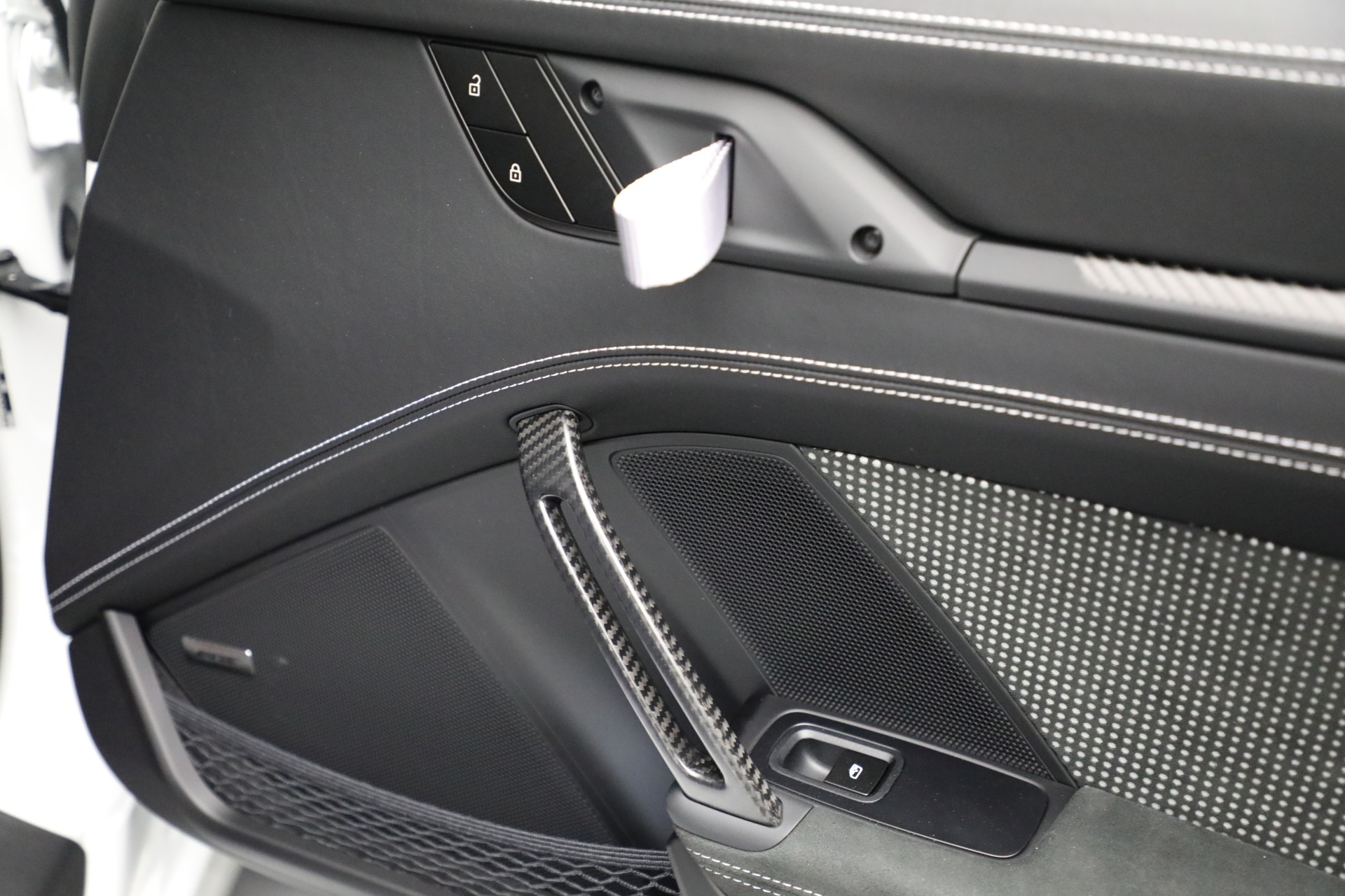 Used-2025-Porsche-911-GT3-RS