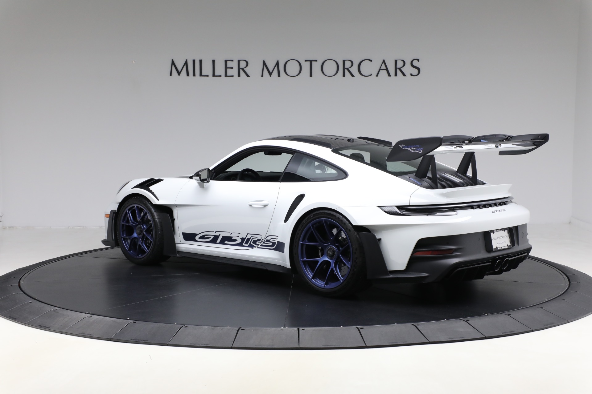 Used-2025-Porsche-911-GT3-RS