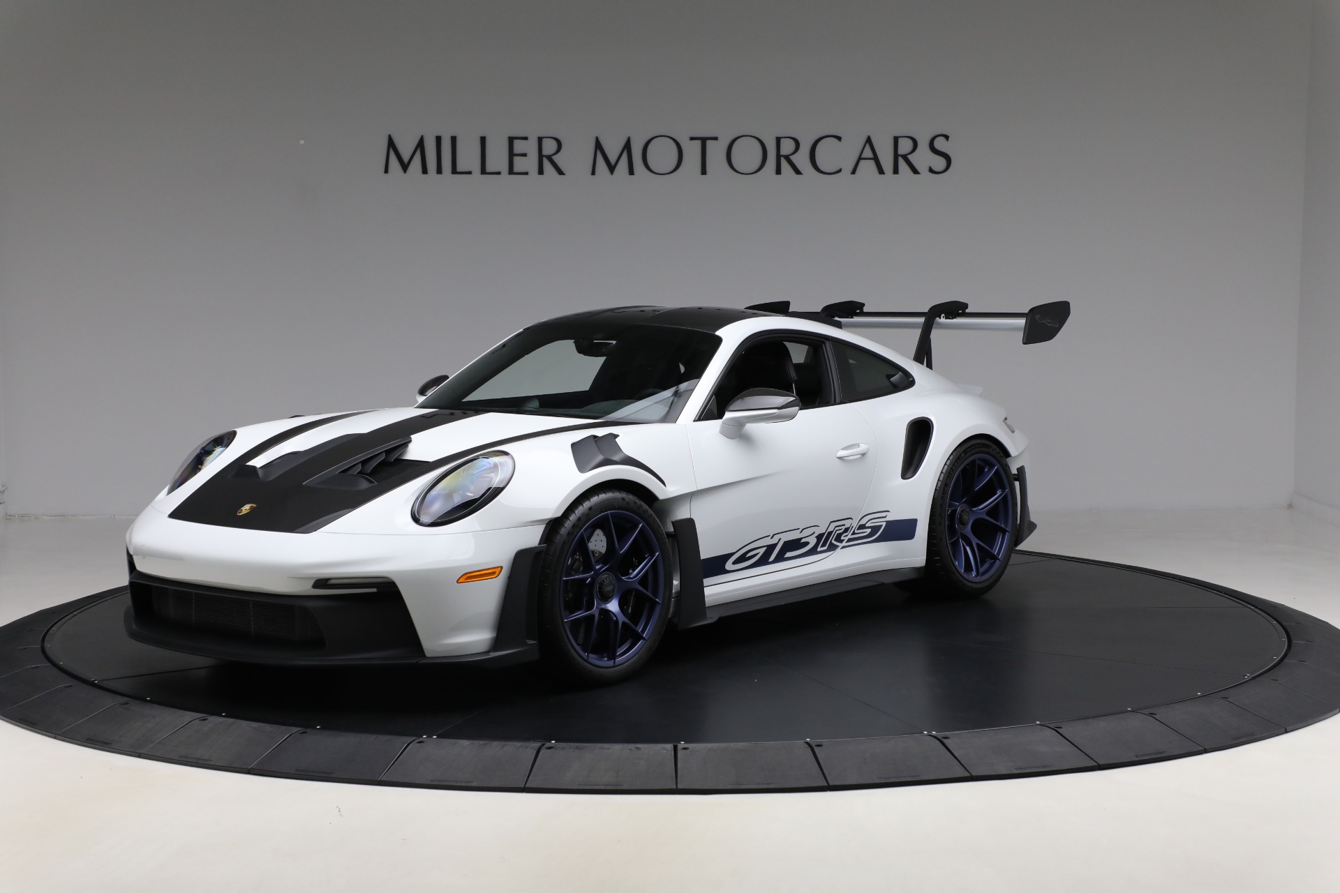 Used-2025-Porsche-911-GT3-RS