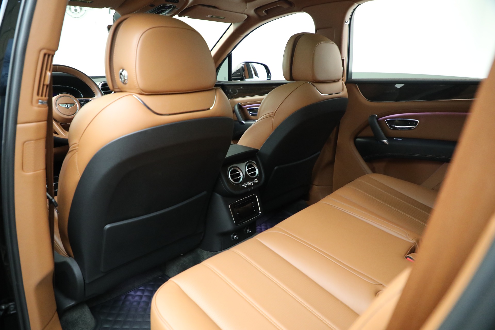 Used-2018-Bentley-Bentayga-W12-Onyx-Edition