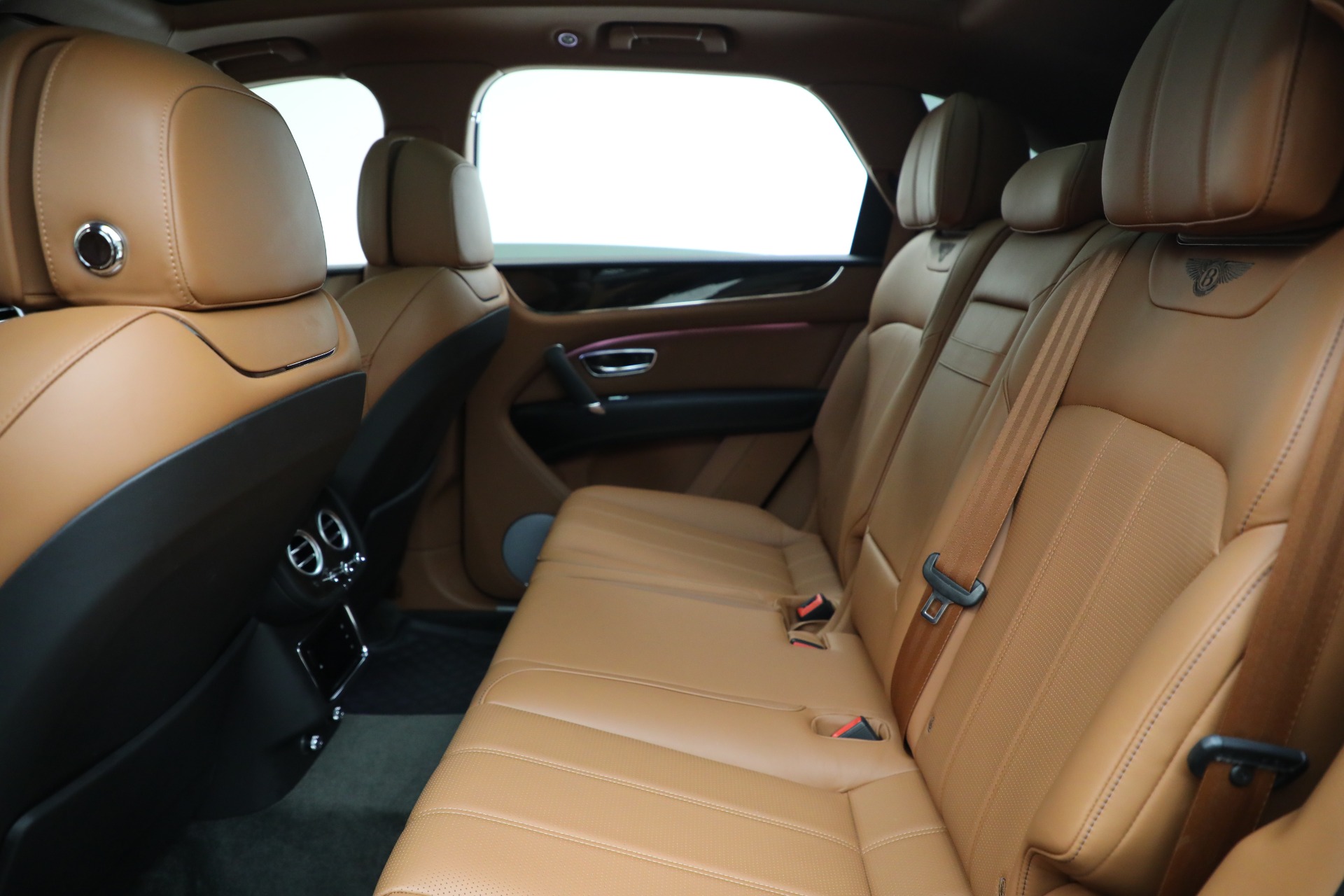 Used-2018-Bentley-Bentayga-W12-Onyx-Edition