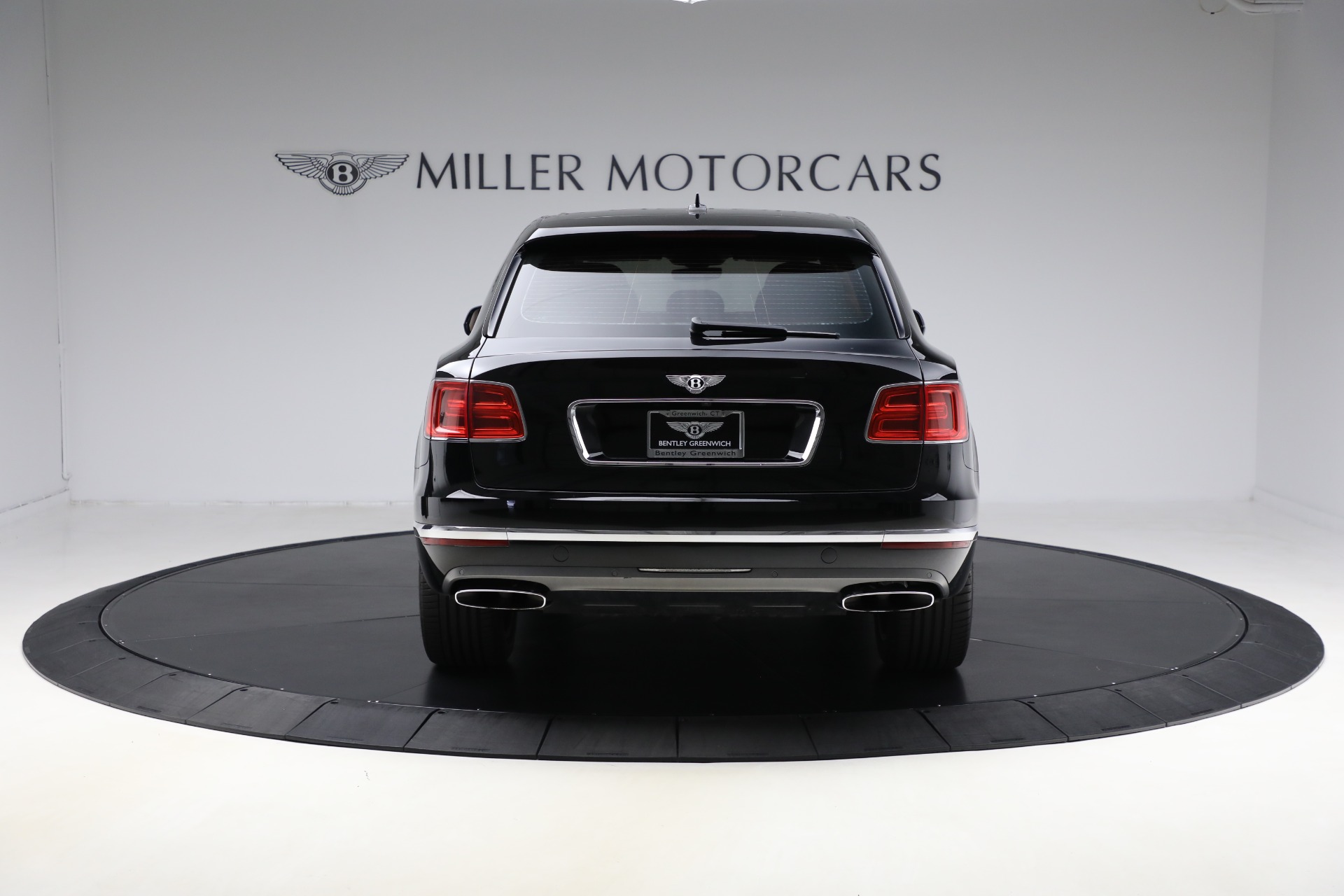 Used-2018-Bentley-Bentayga-W12-Onyx-Edition