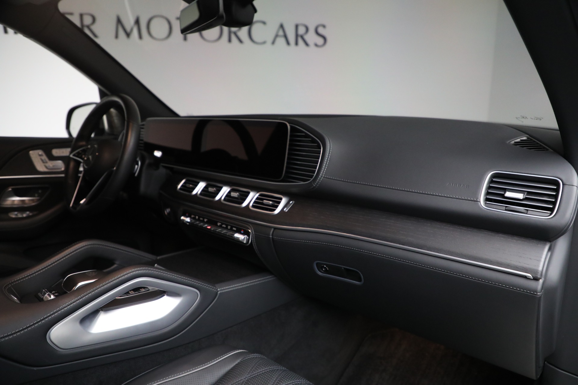 Used-2024-Mercedes-Benz-Maybach-GLS-600-4MATIC