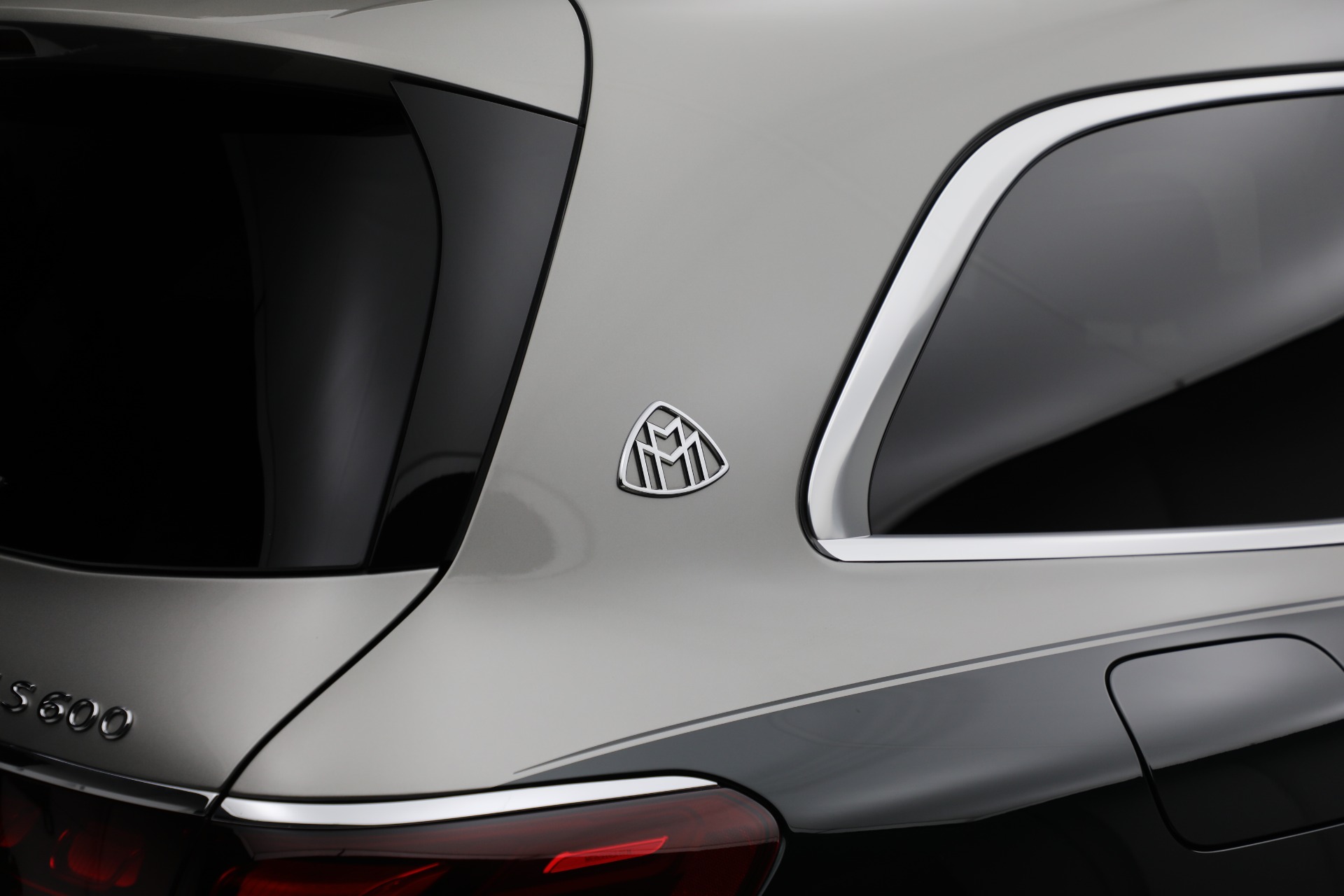 Used-2024-Mercedes-Benz-Maybach-GLS-600-4MATIC