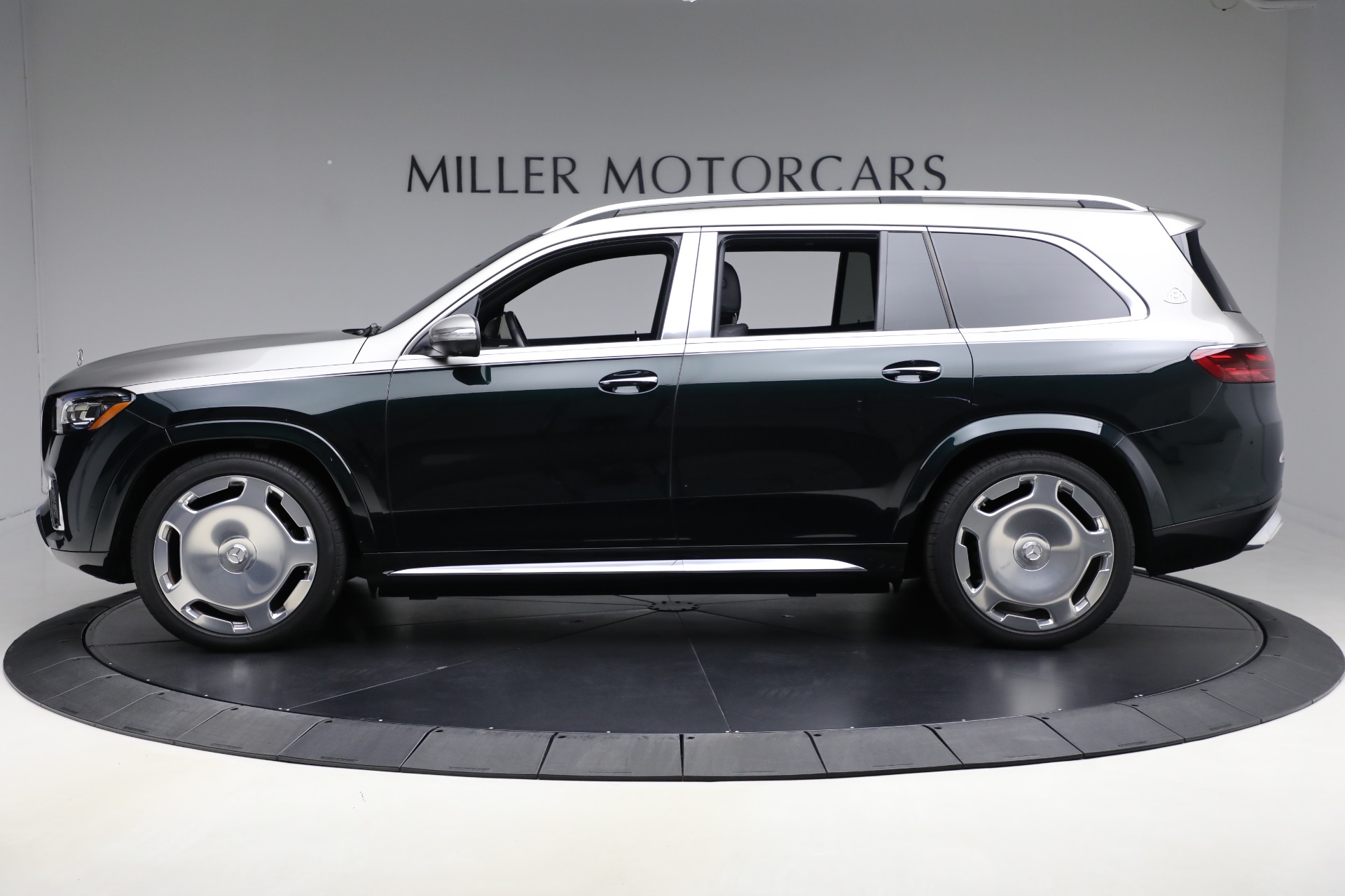 Used-2024-Mercedes-Benz-Maybach-GLS-600-4MATIC