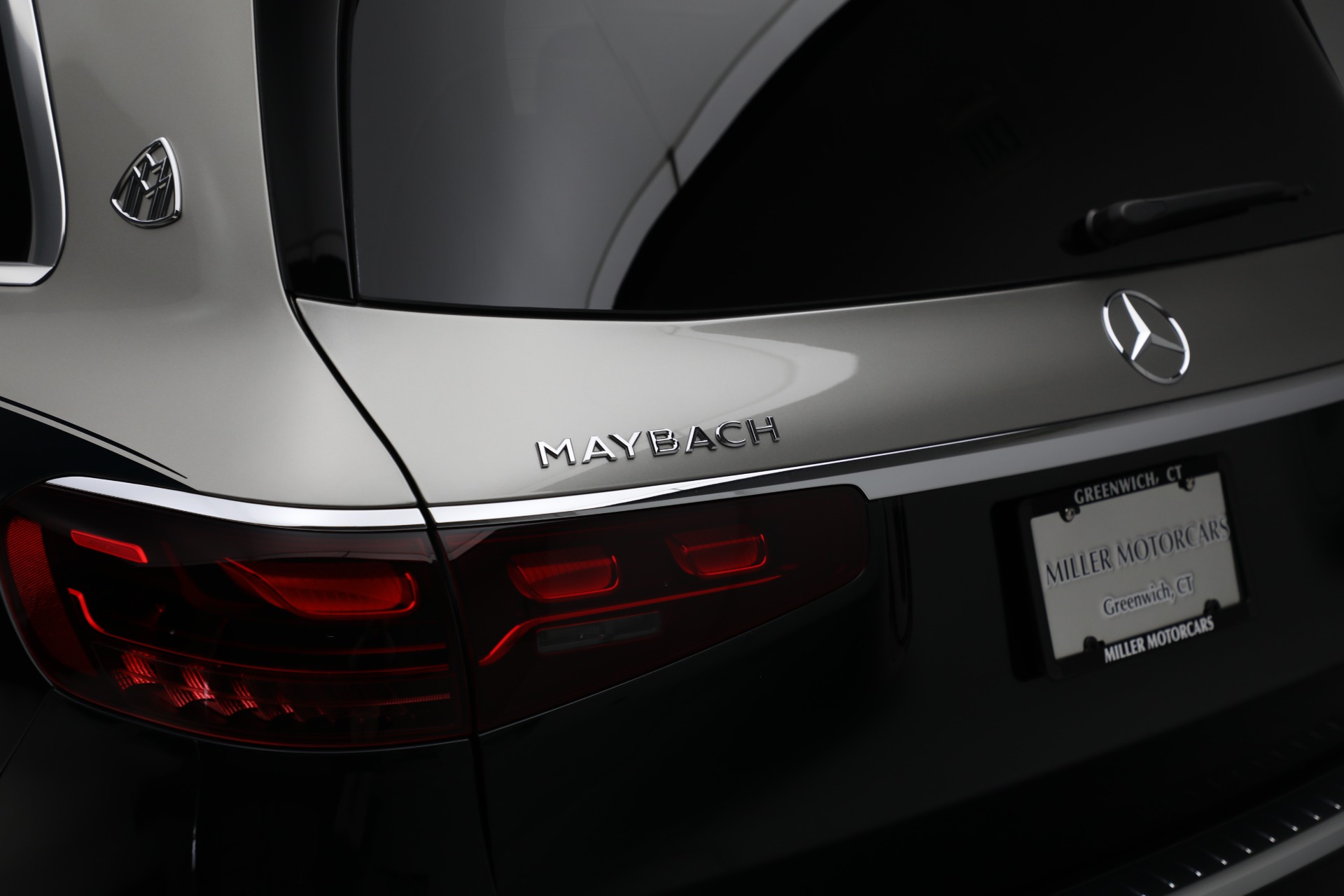 Used-2024-Mercedes-Benz-Maybach-GLS-600-4MATIC