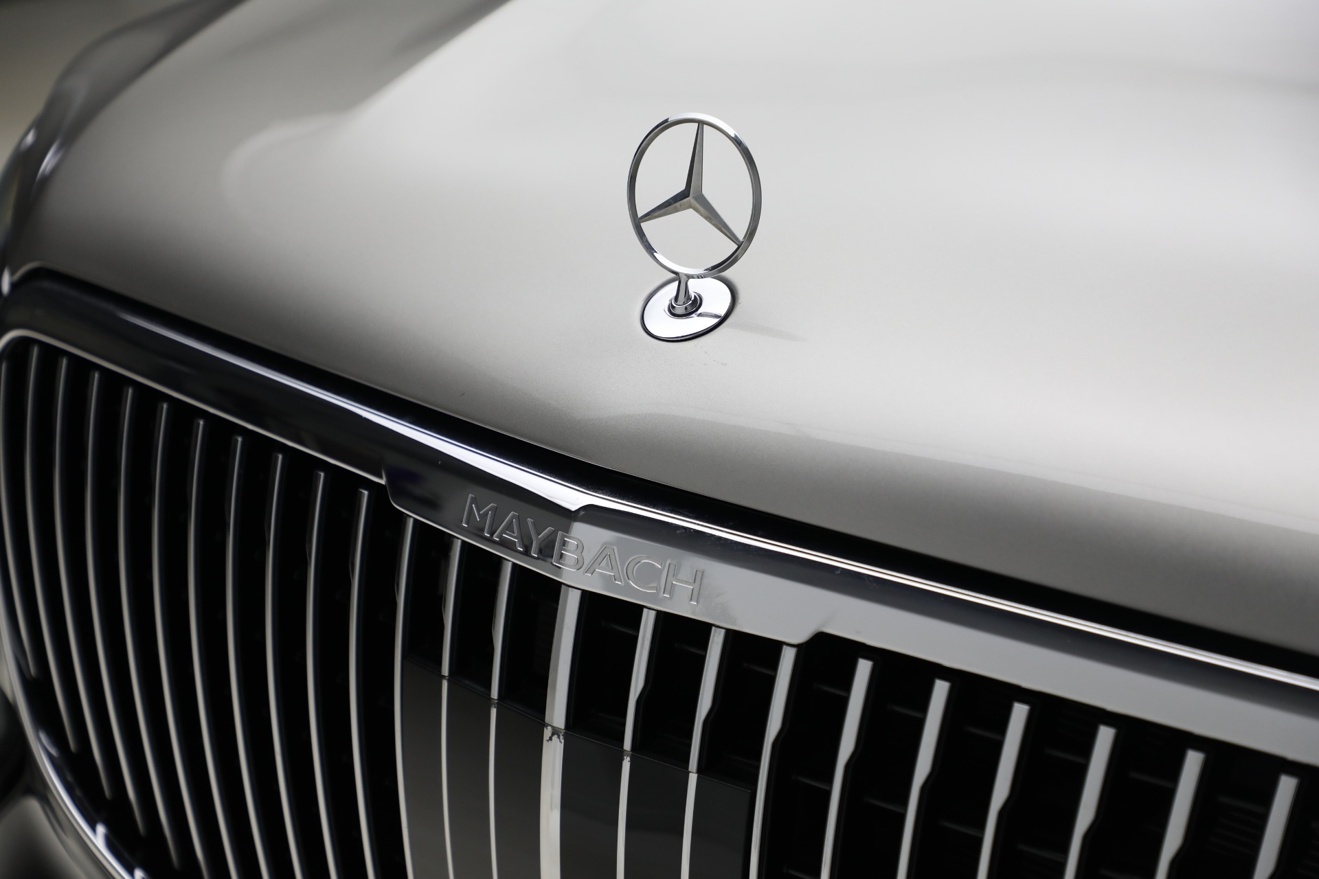 Used-2024-Mercedes-Benz-Maybach-GLS-600-4MATIC