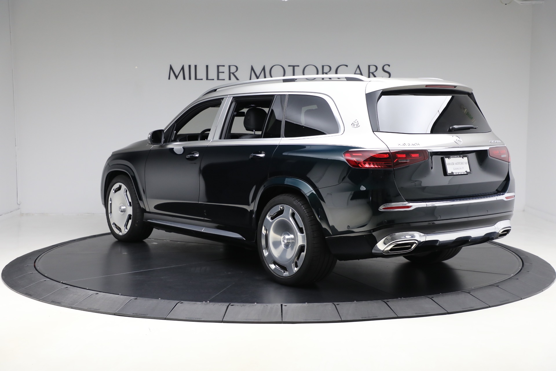 Used-2024-Mercedes-Benz-Maybach-GLS-600-4MATIC