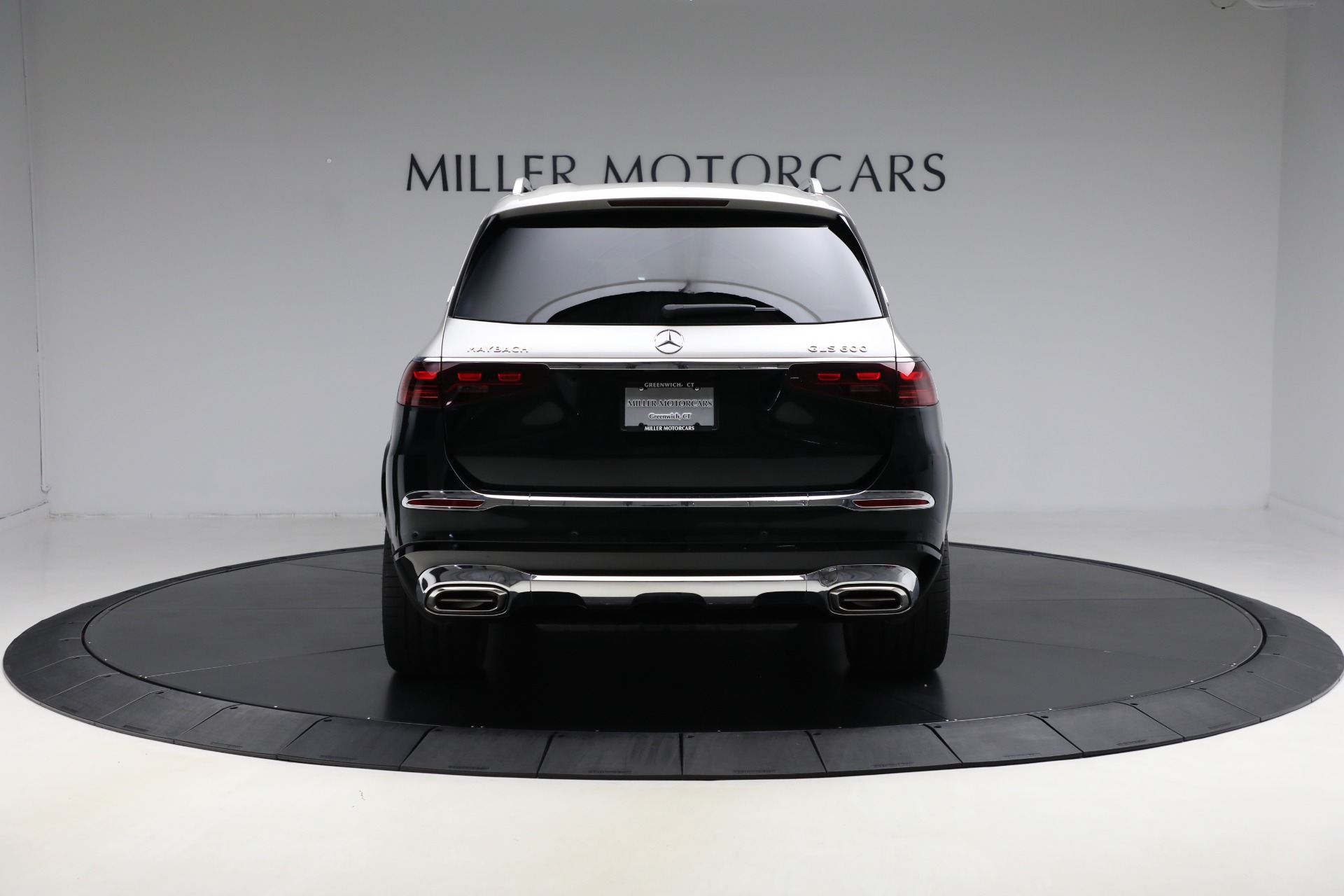 Used-2024-Mercedes-Benz-Maybach-GLS-600-4MATIC