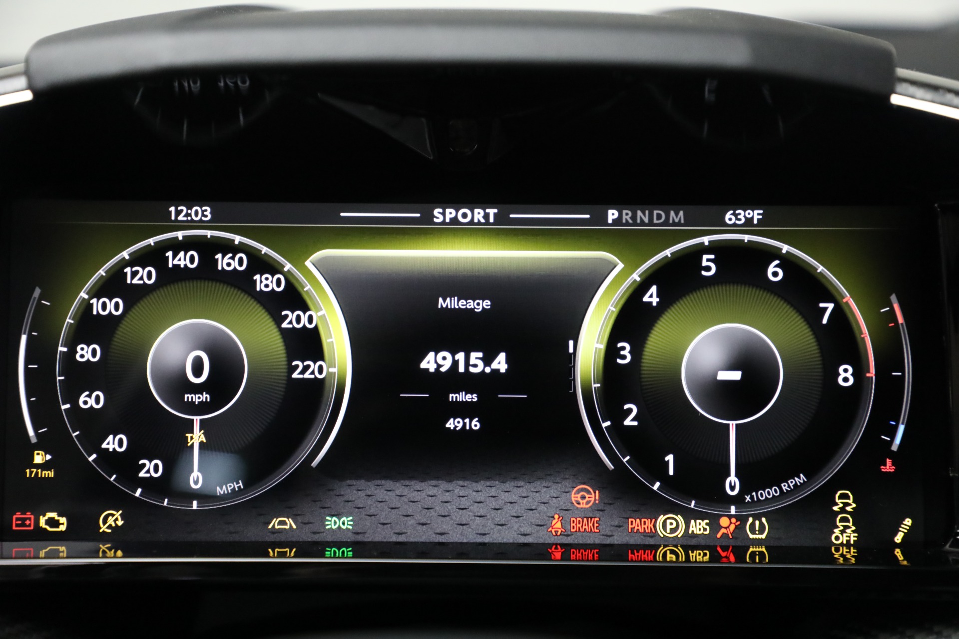 Used-2025-Aston-Martin-Vantage