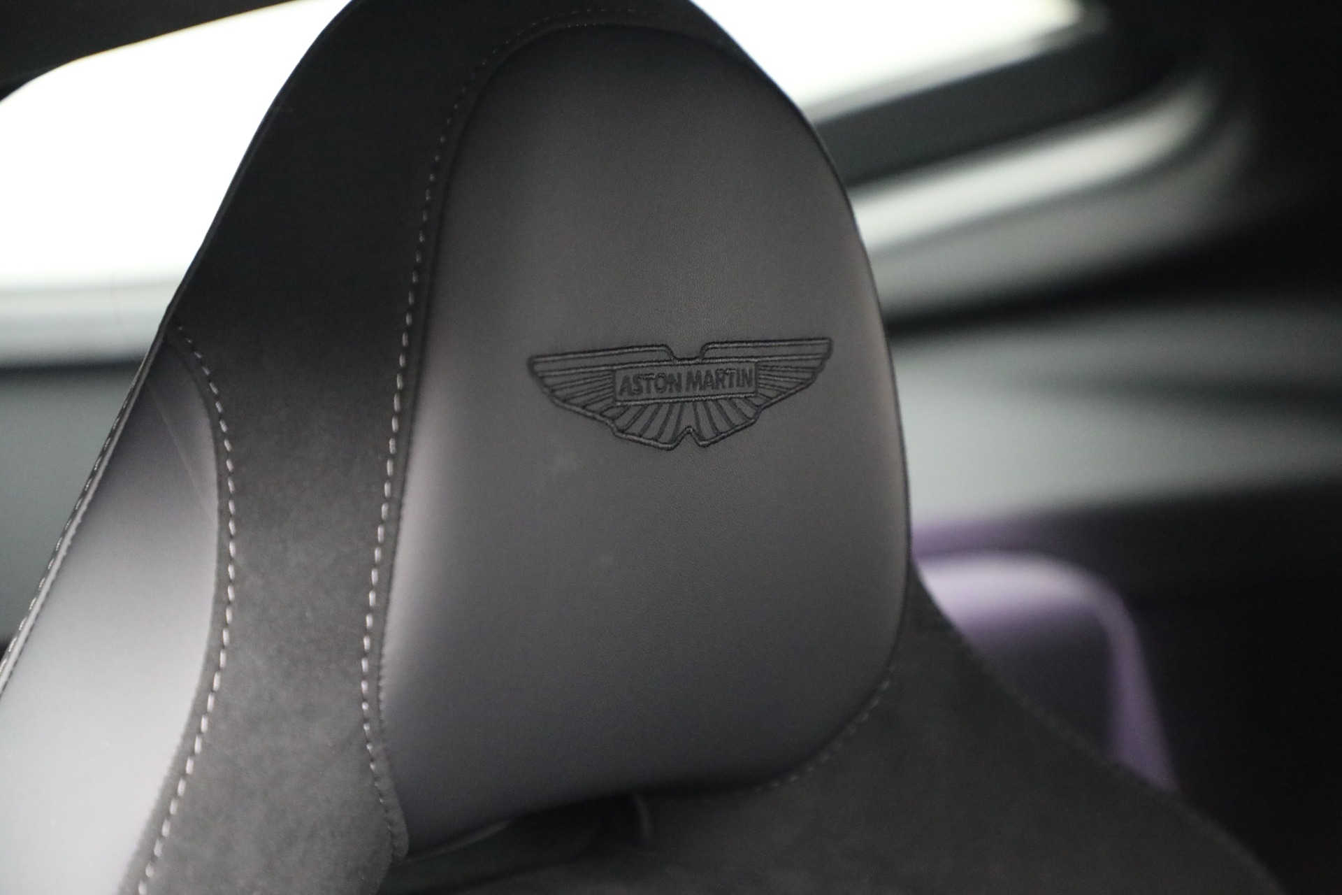 Used-2025-Aston-Martin-Vantage