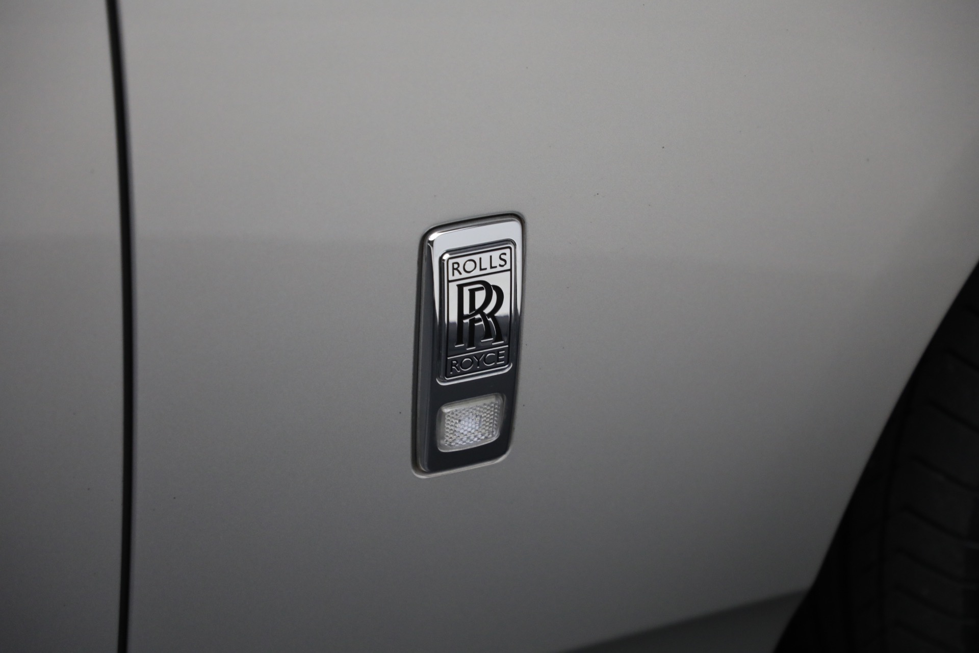 Used-2023-Rolls-Royce-Phantom