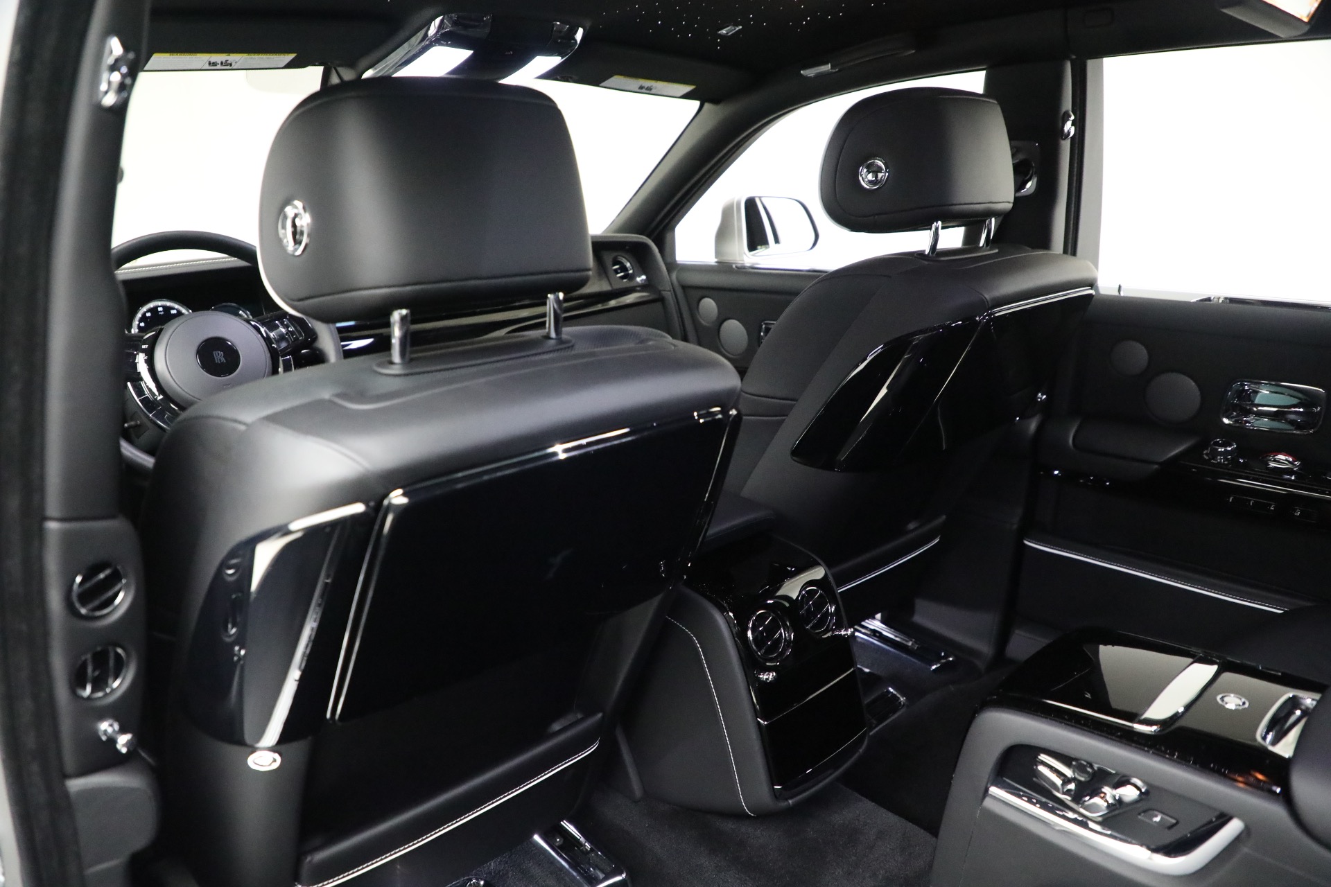 Used-2023-Rolls-Royce-Phantom