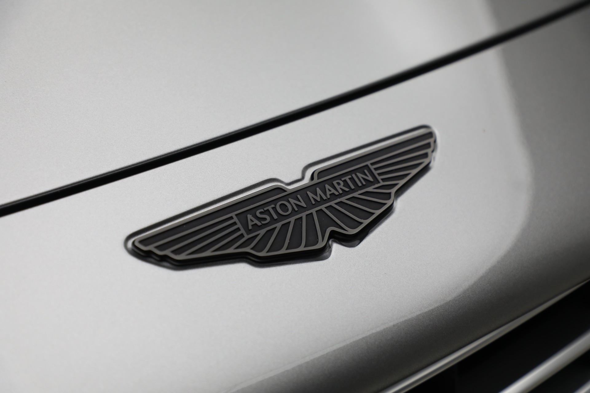 New-2026-Aston-Martin-DB12-Volante