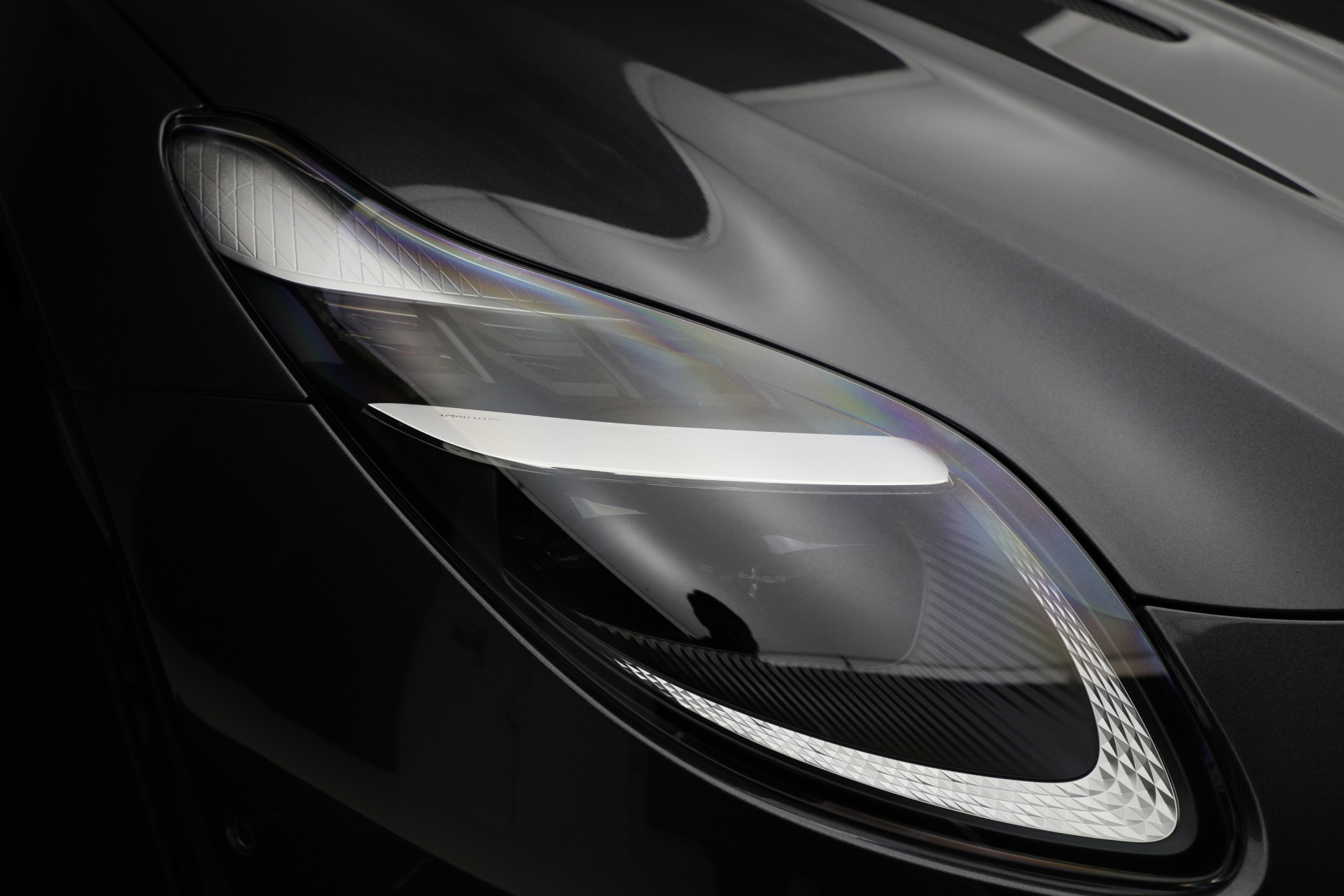 New-2026-Aston-Martin-DB12-V8