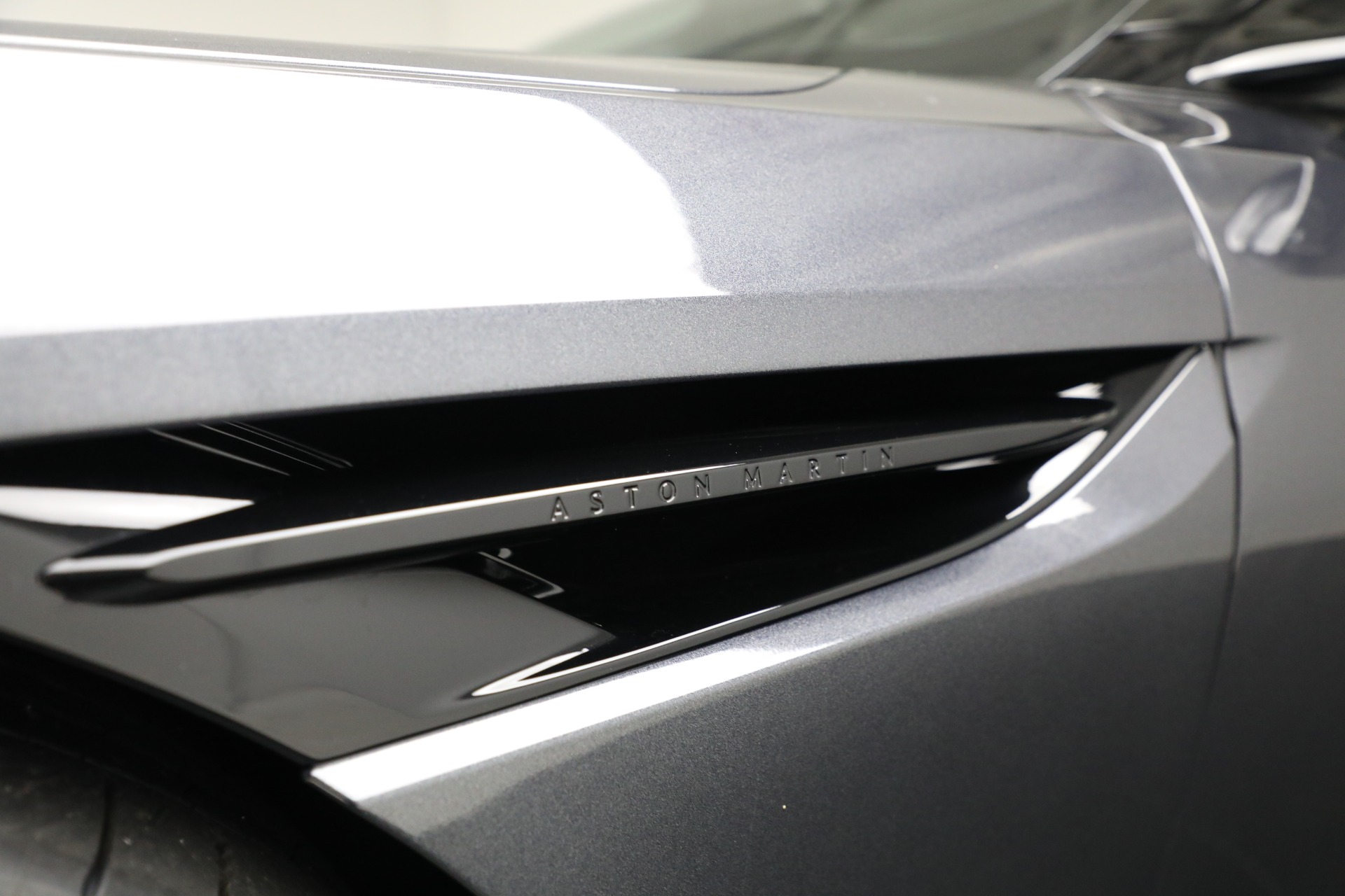 New-2026-Aston-Martin-DB12-V8