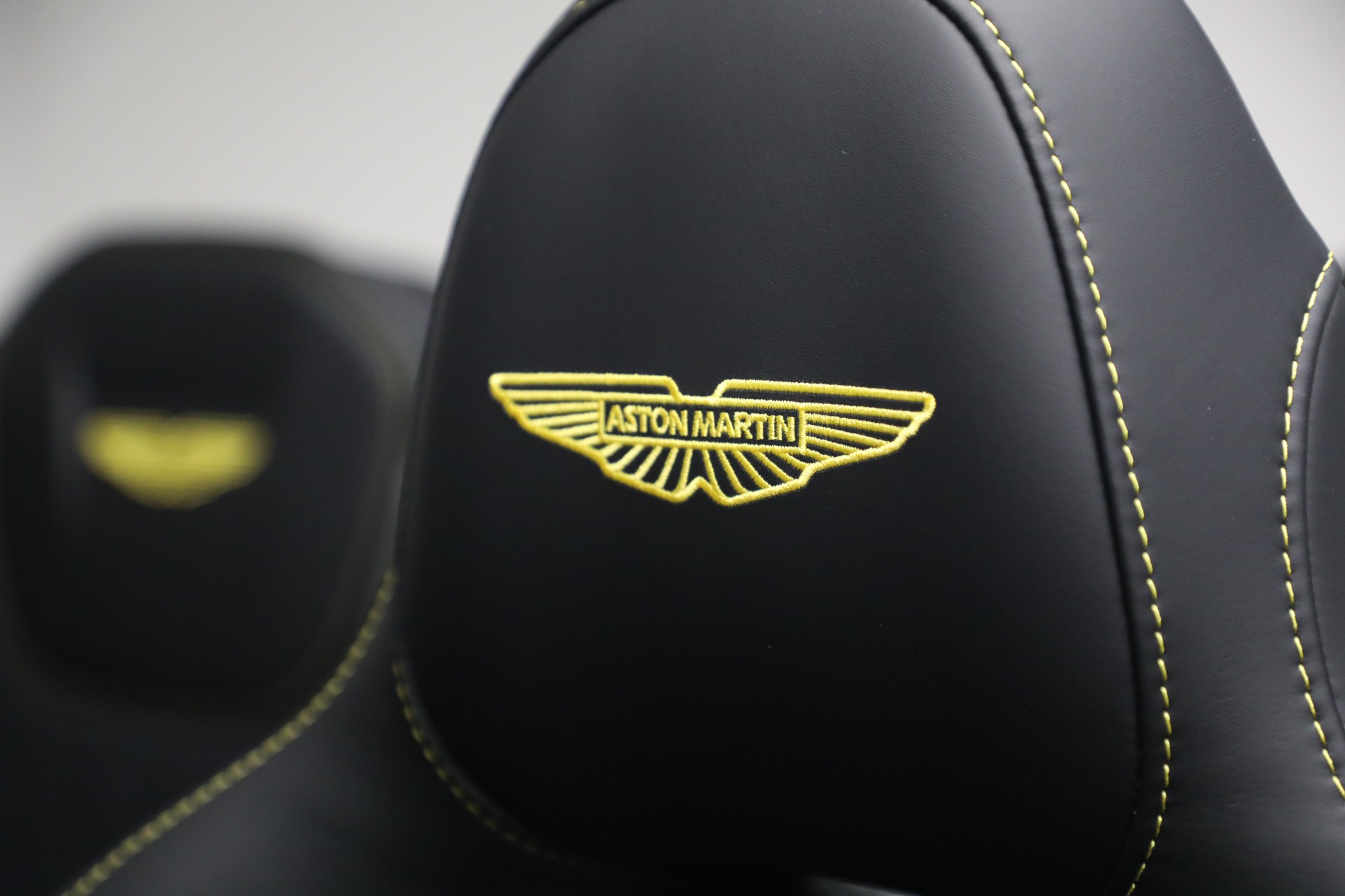 New-2026-Aston-Martin-DB12-Volante