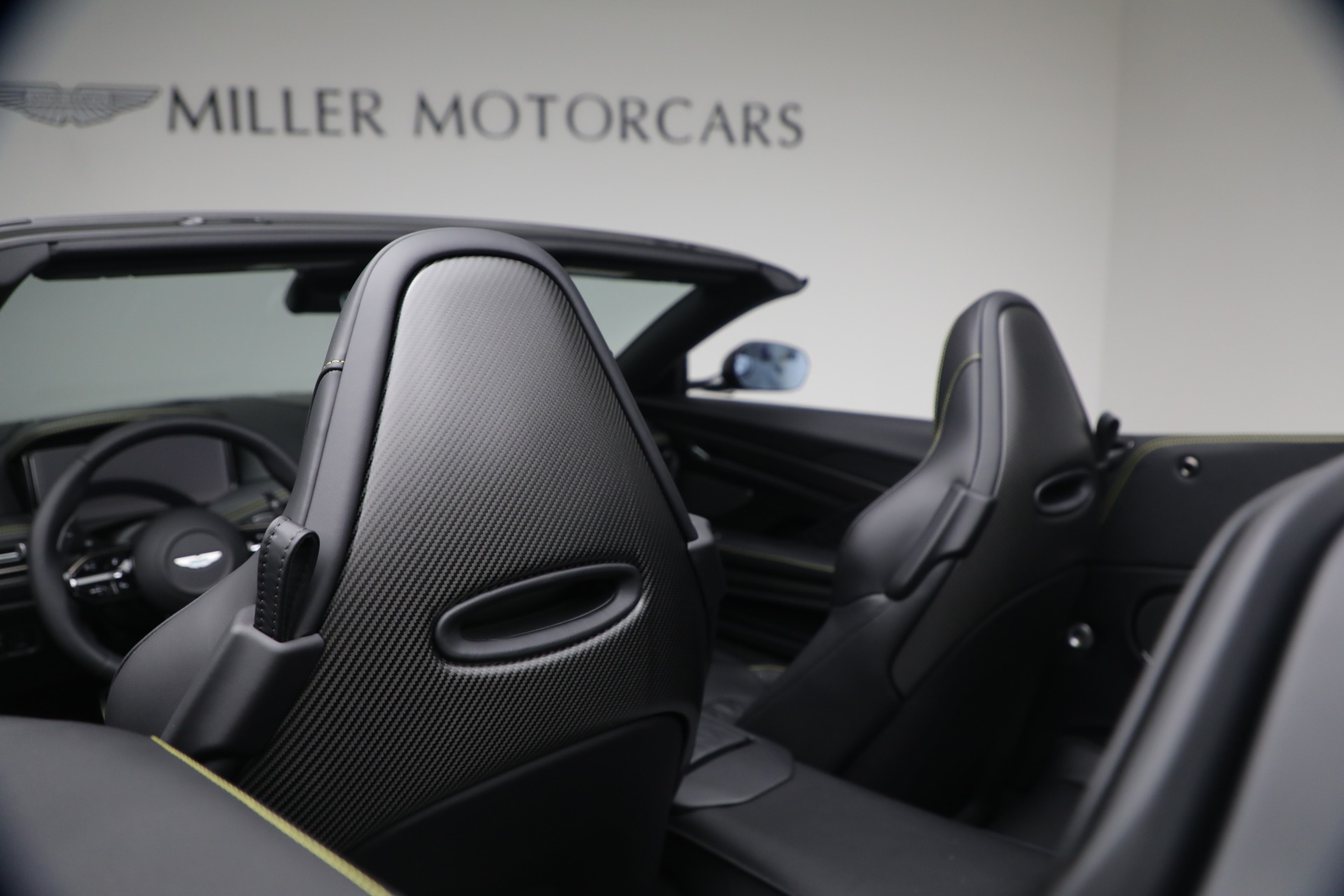 New-2026-Aston-Martin-DB12-Volante