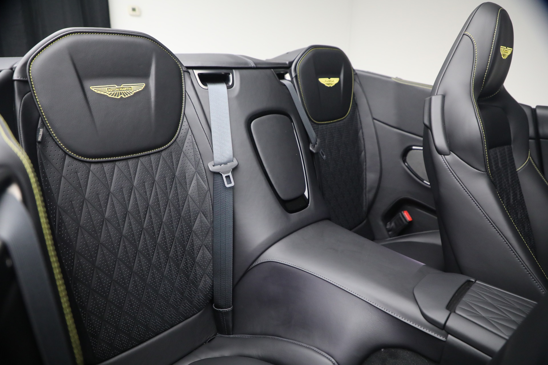 New-2026-Aston-Martin-DB12-Volante