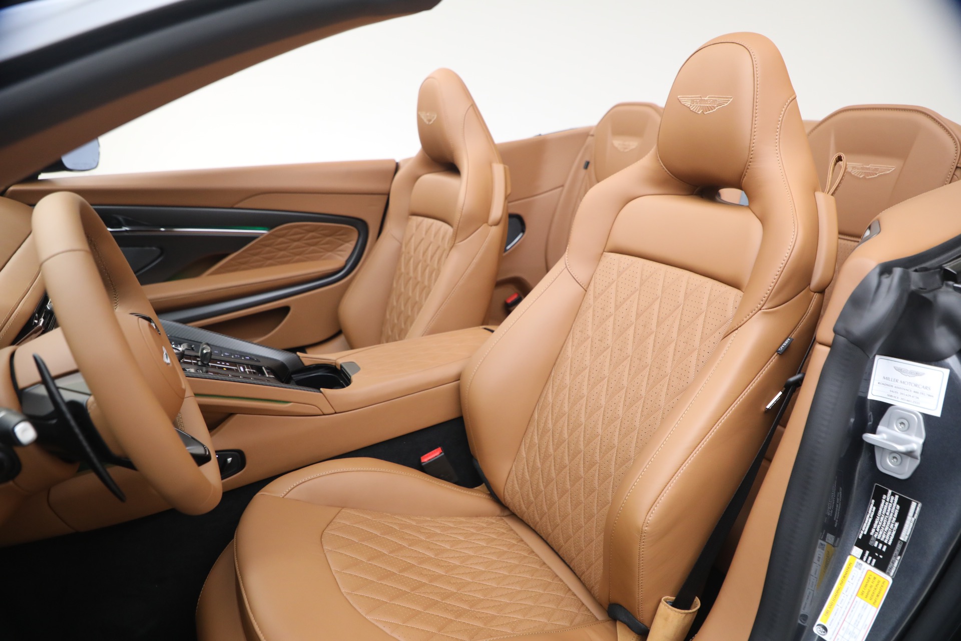 New-2026-Aston-Martin-DB12-Volante