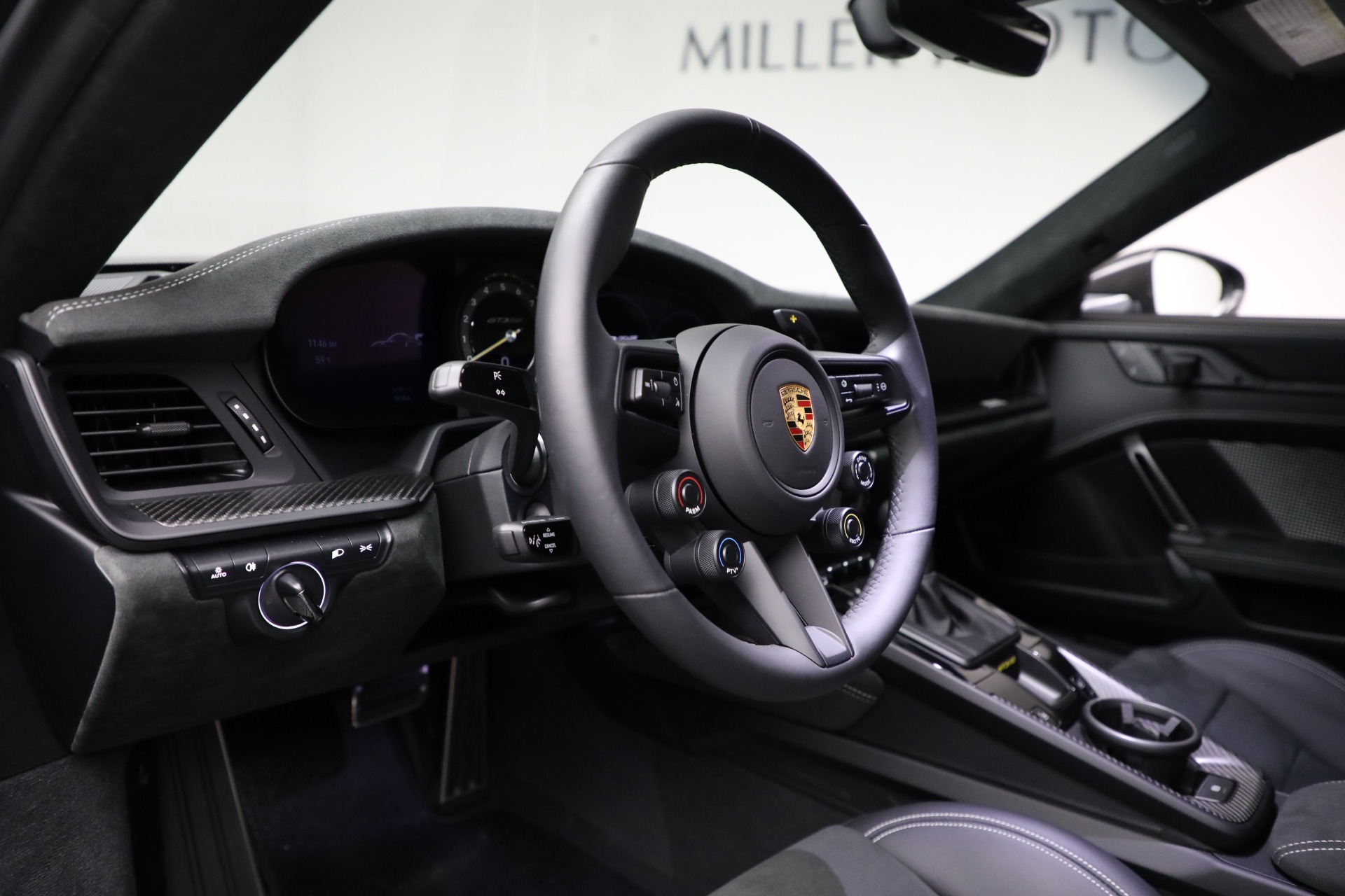 Used-2025-Porsche-911-GT3-RS