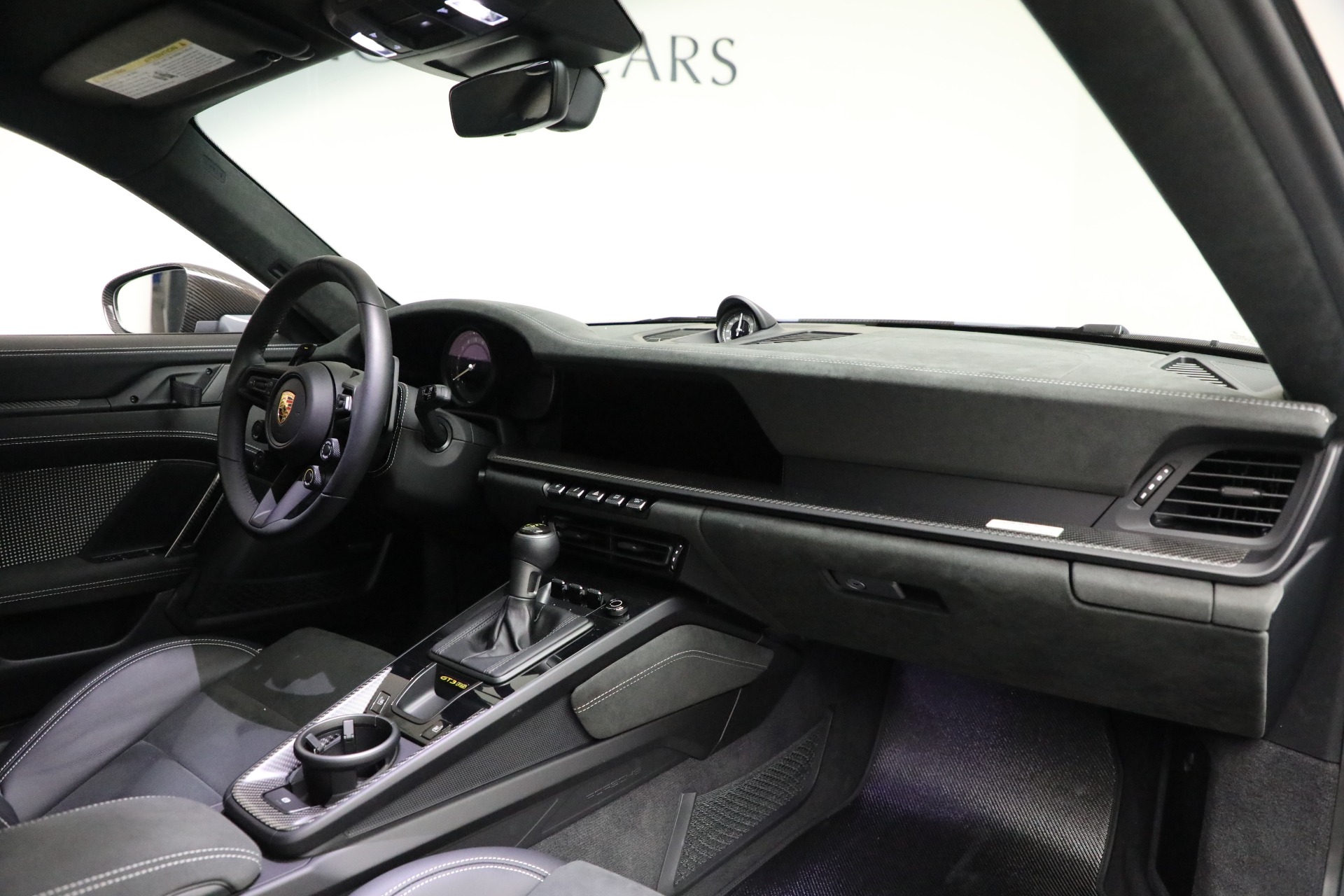 Used-2025-Porsche-911-GT3-RS