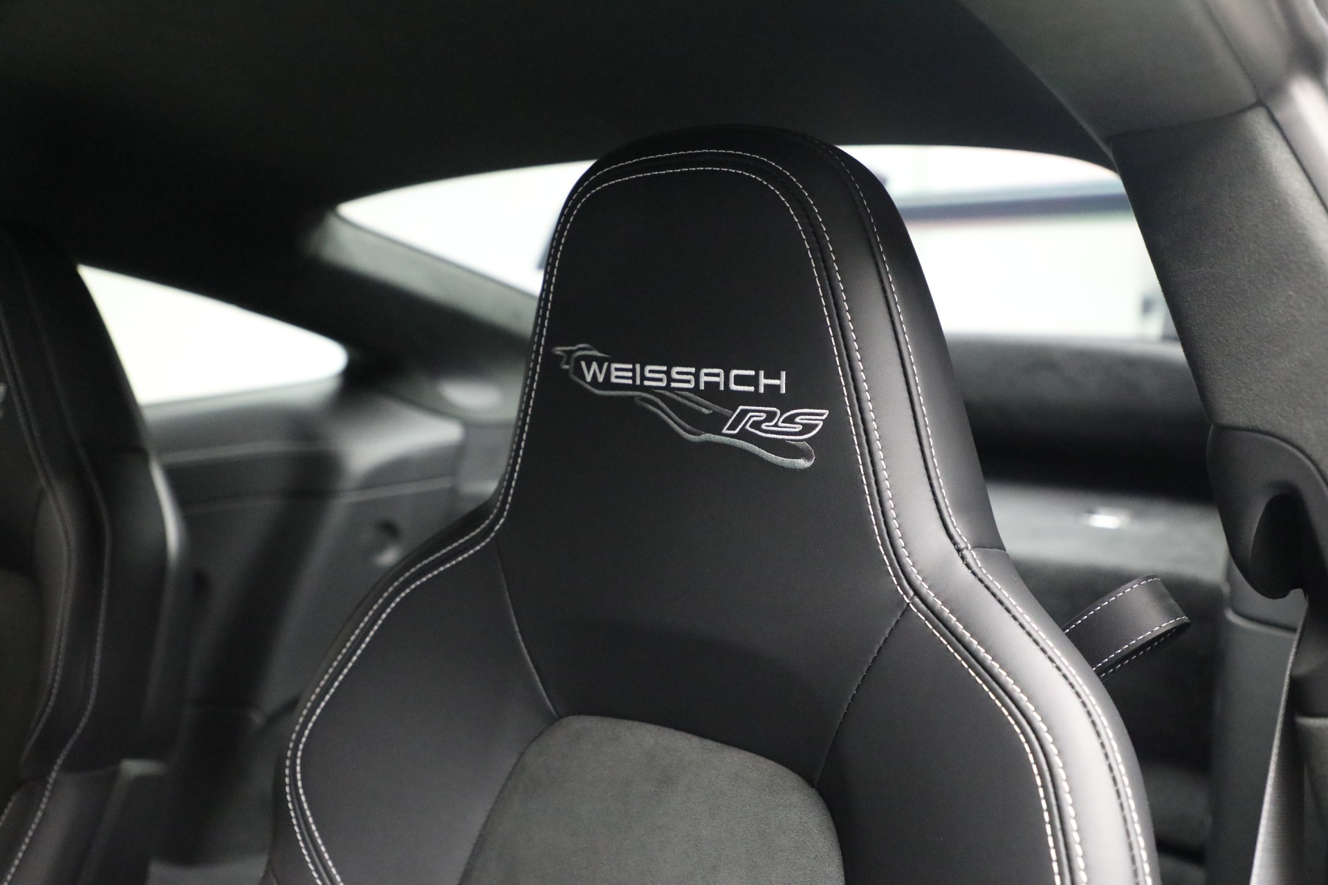 Used-2025-Porsche-911-GT3-RS