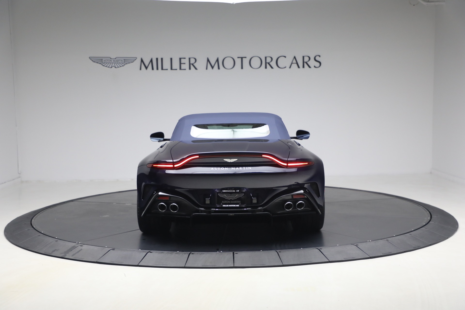 New-2026-Aston-Martin-Vantage-Roadster