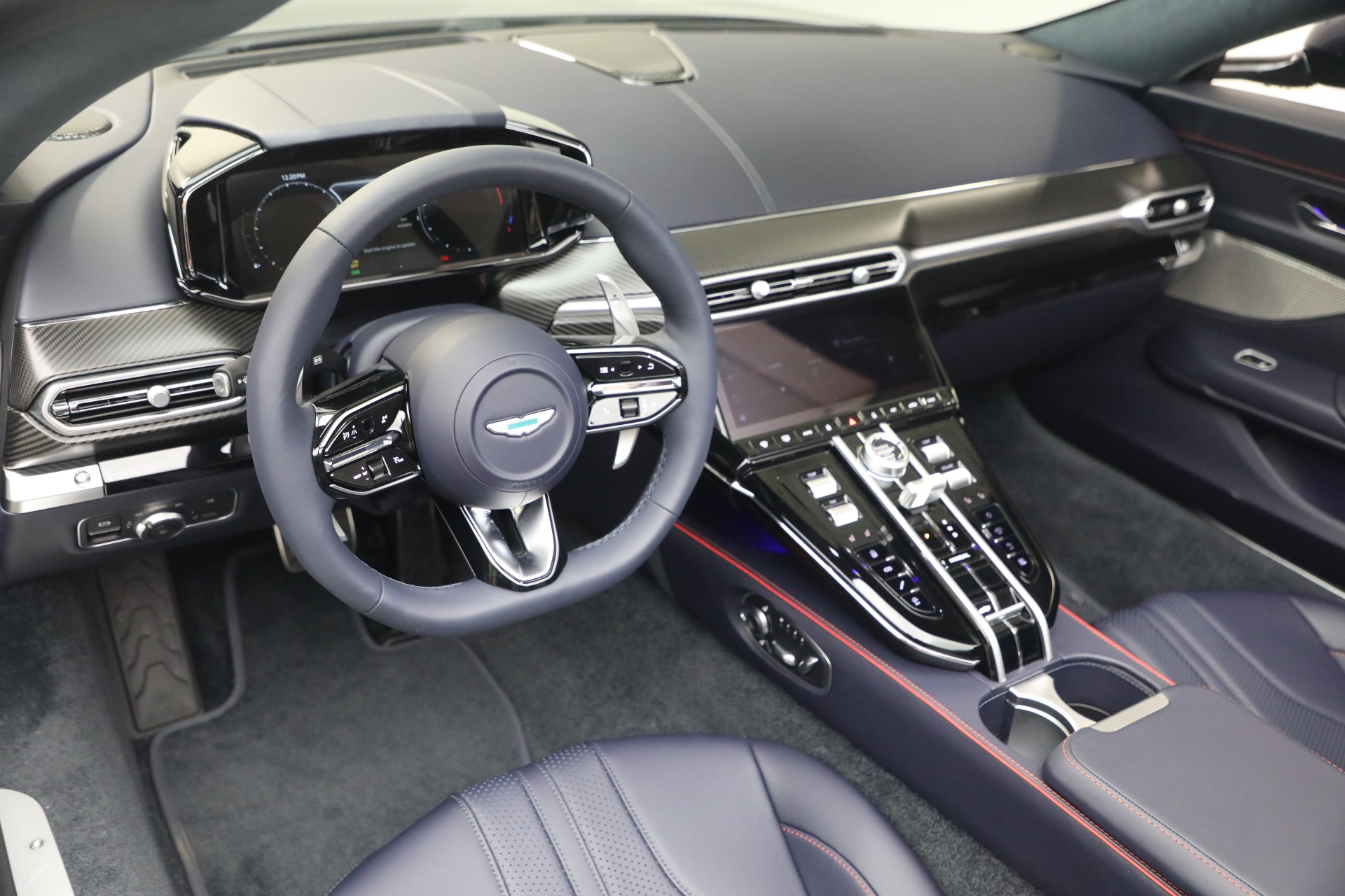 New-2026-Aston-Martin-Vantage-Roadster