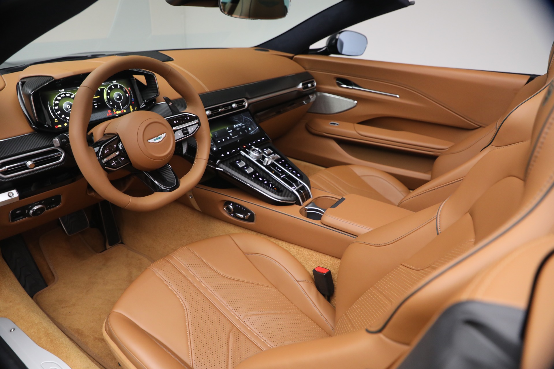 New-2026-Aston-Martin-Vantage-Roadster