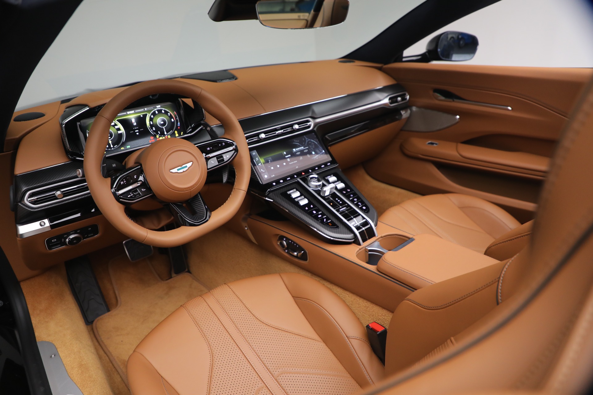 New-2026-Aston-Martin-Vantage-Roadster