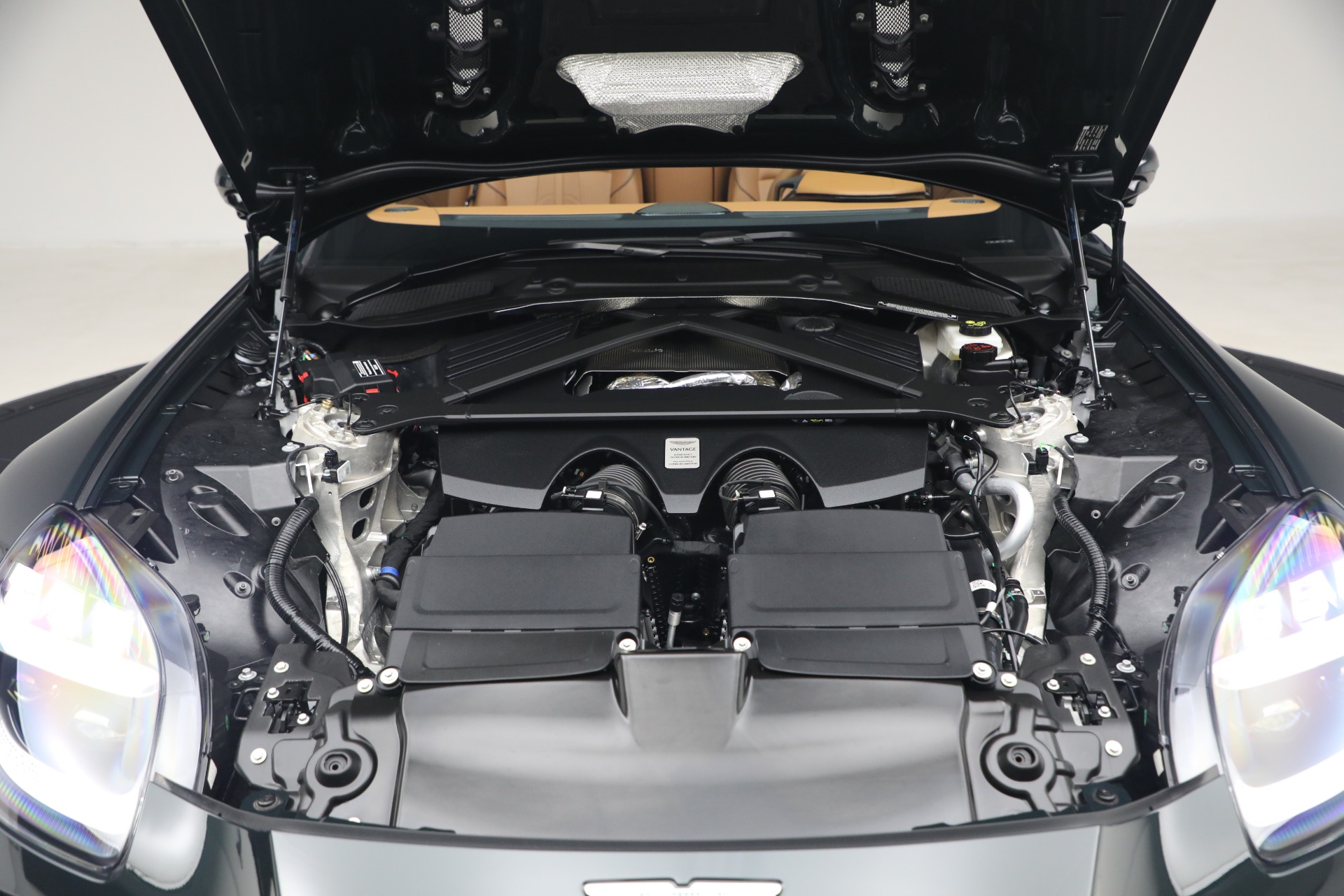 New-2026-Aston-Martin-Vantage-Roadster