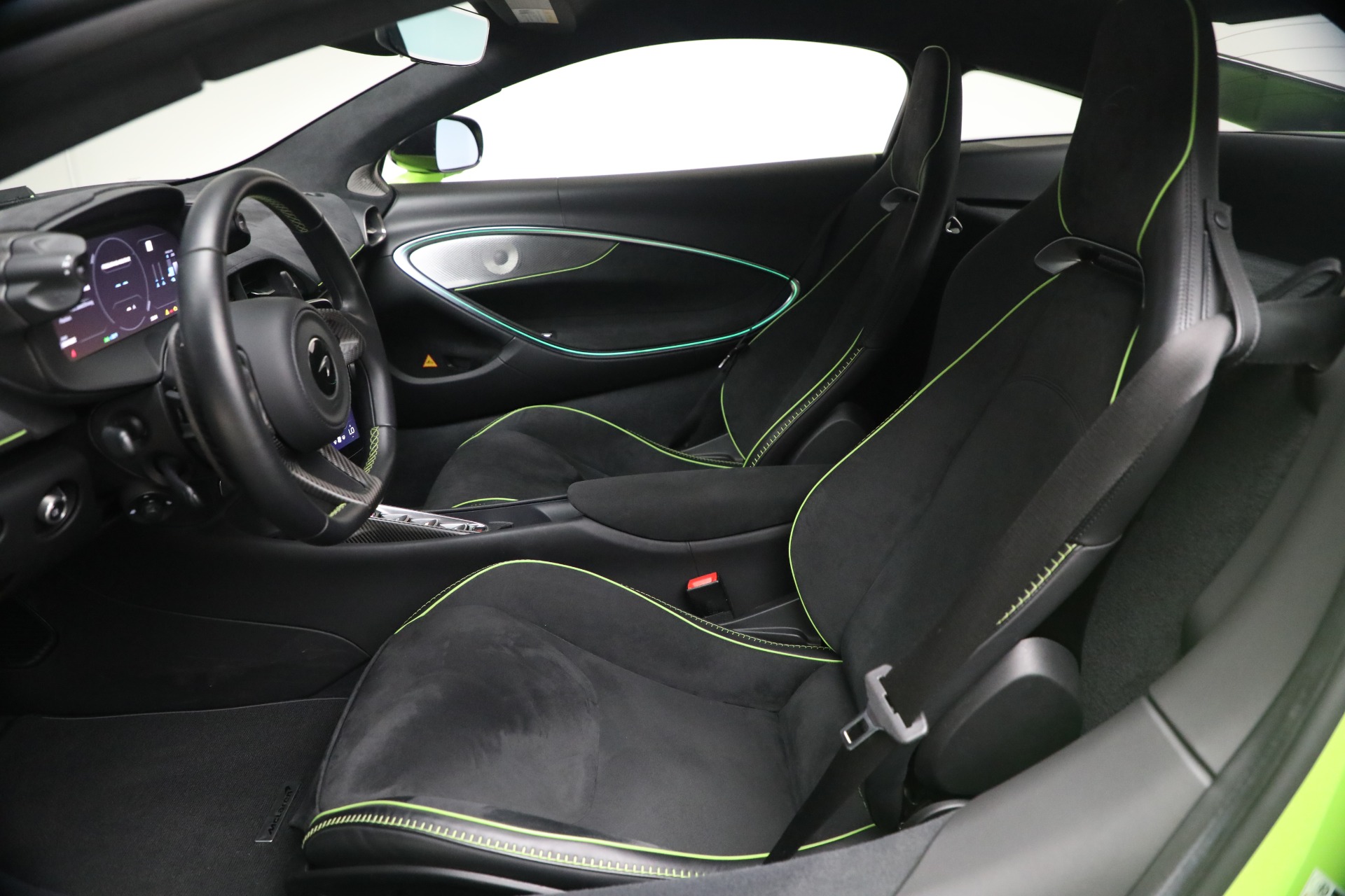 Used-2023-McLaren-Artura-Performance