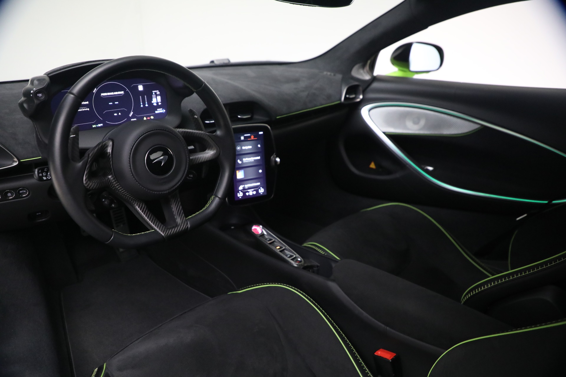 Used-2023-McLaren-Artura-Performance