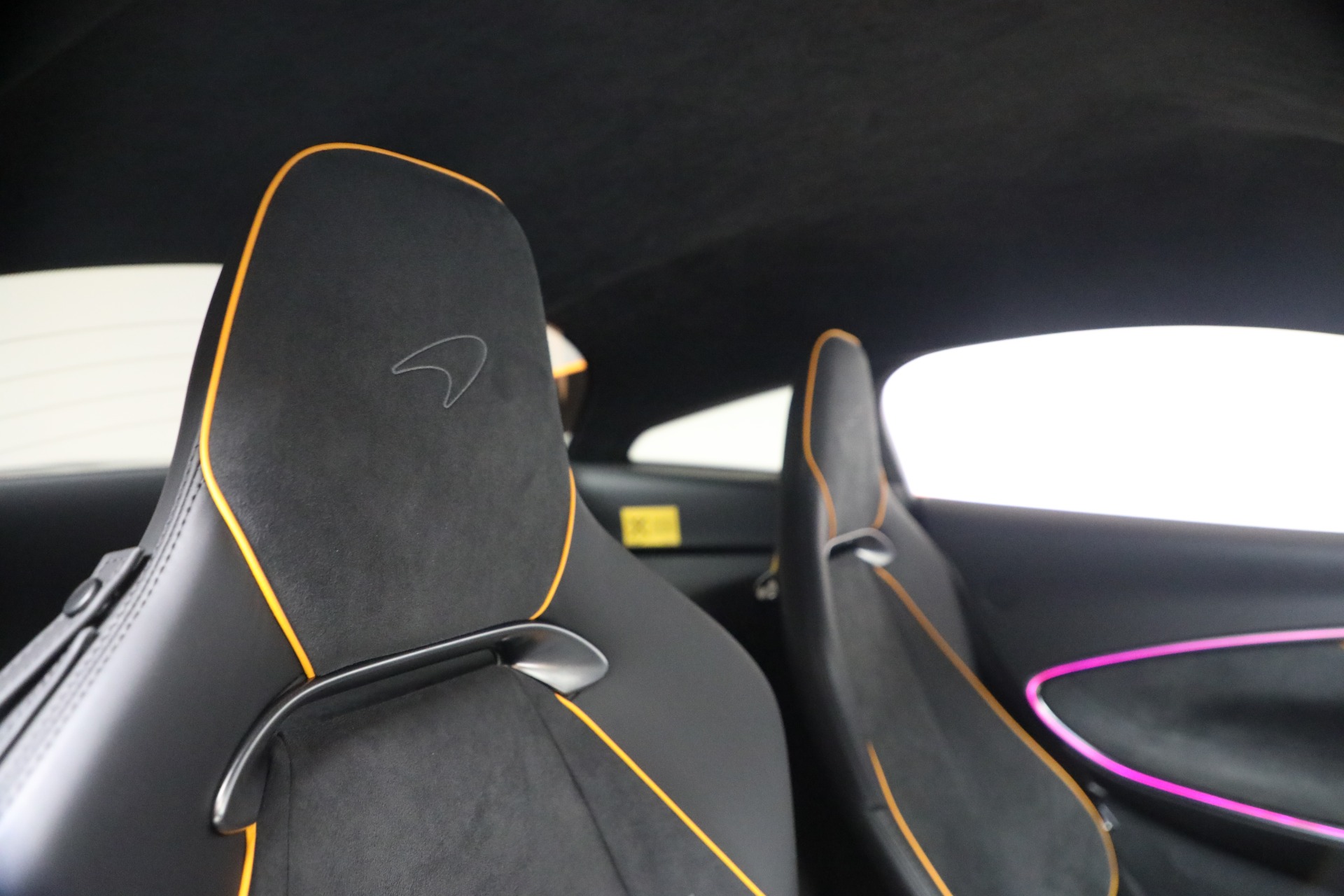 Used-2024-McLaren-Artura-Performance