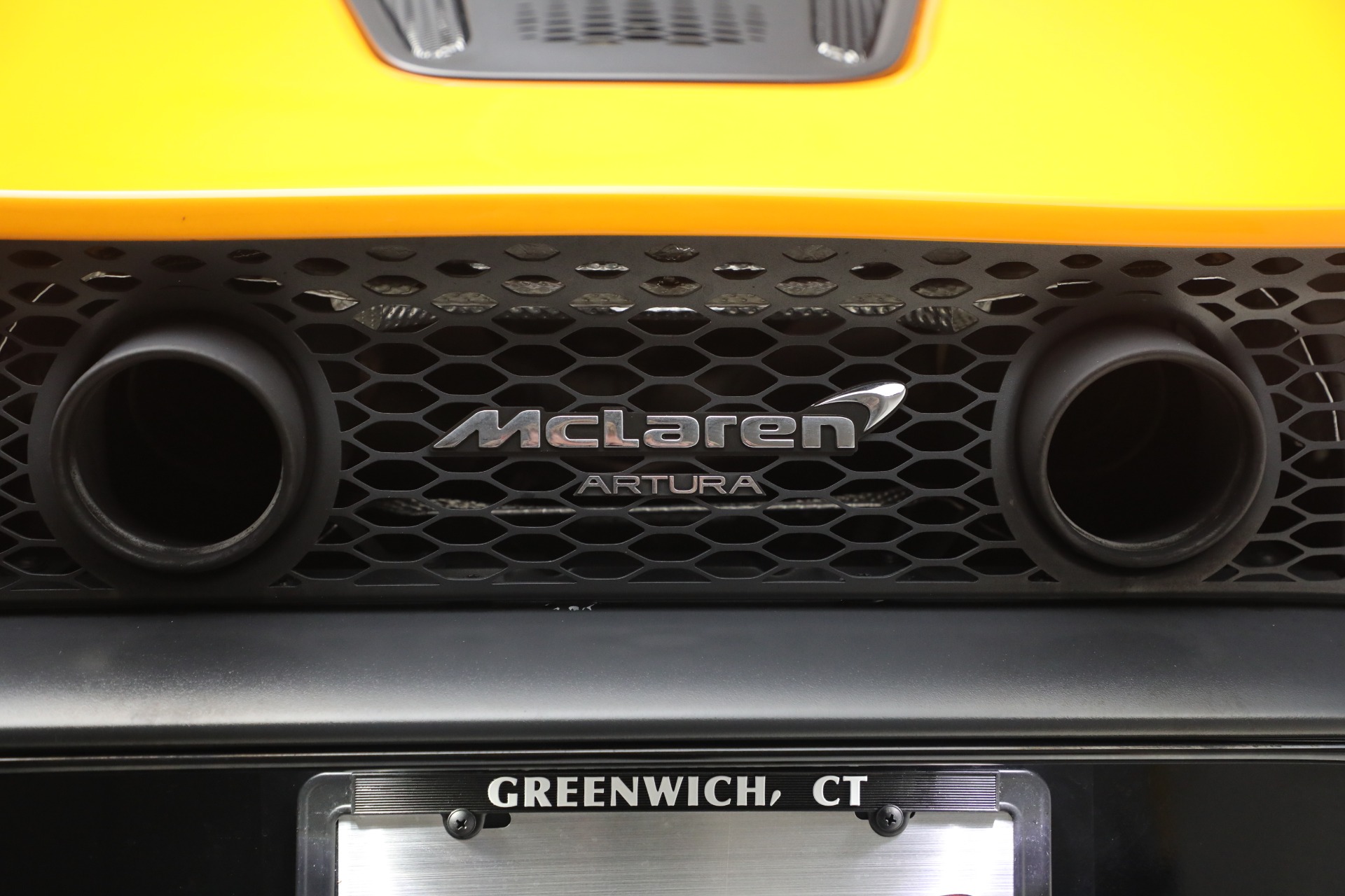 Used-2024-McLaren-Artura-Performance