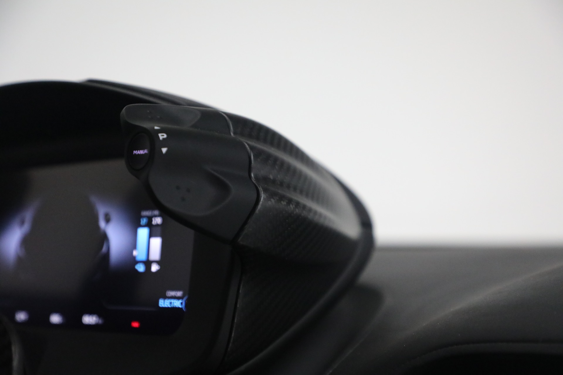 Used-2024-McLaren-Artura-Vision