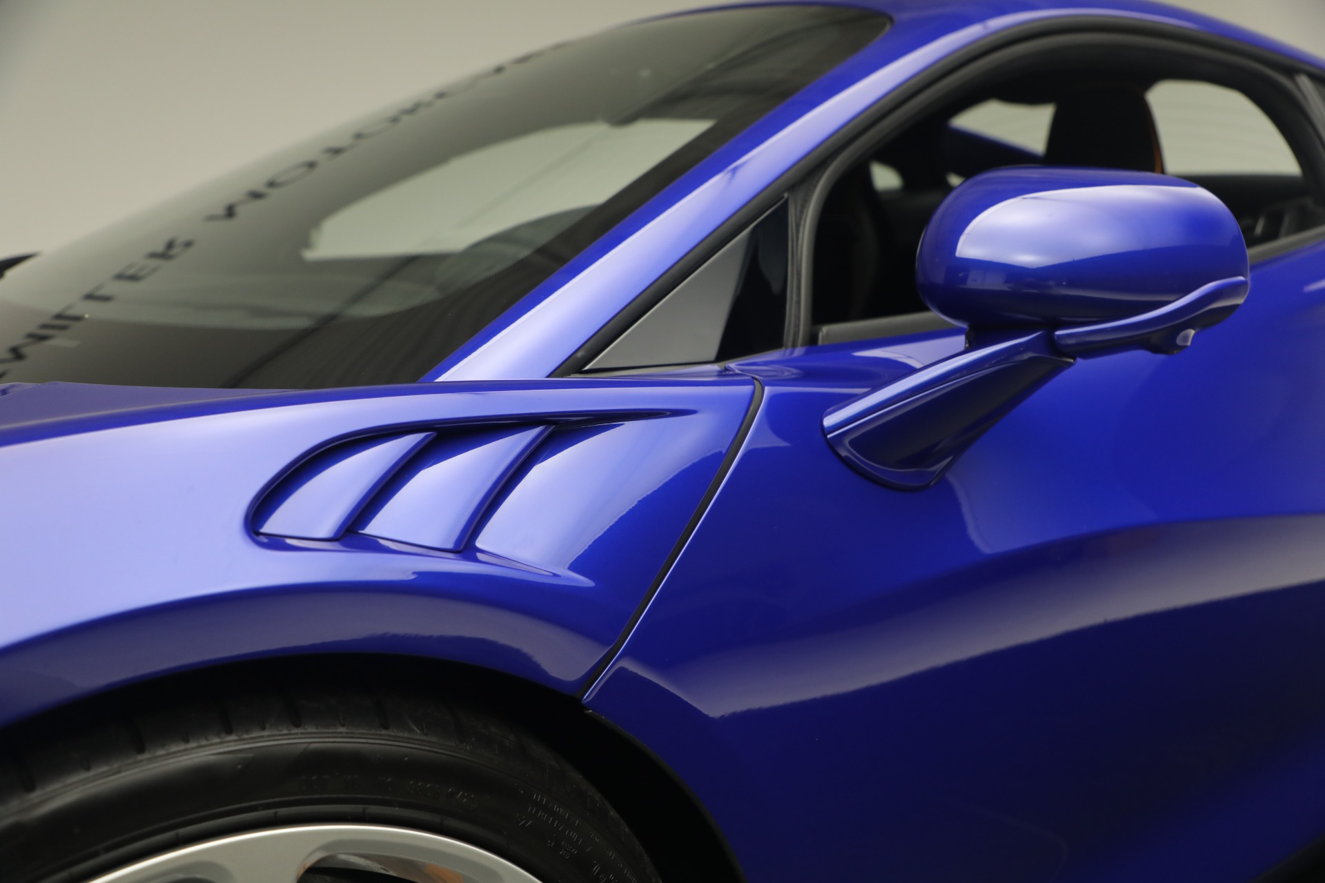 Used-2024-McLaren-Artura-Vision